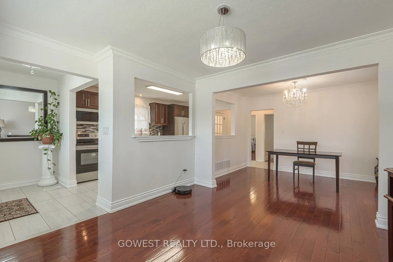 1 Fairbourne Crescent