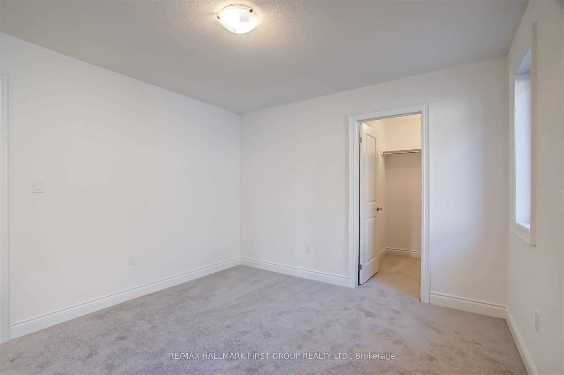 4 Conti Court