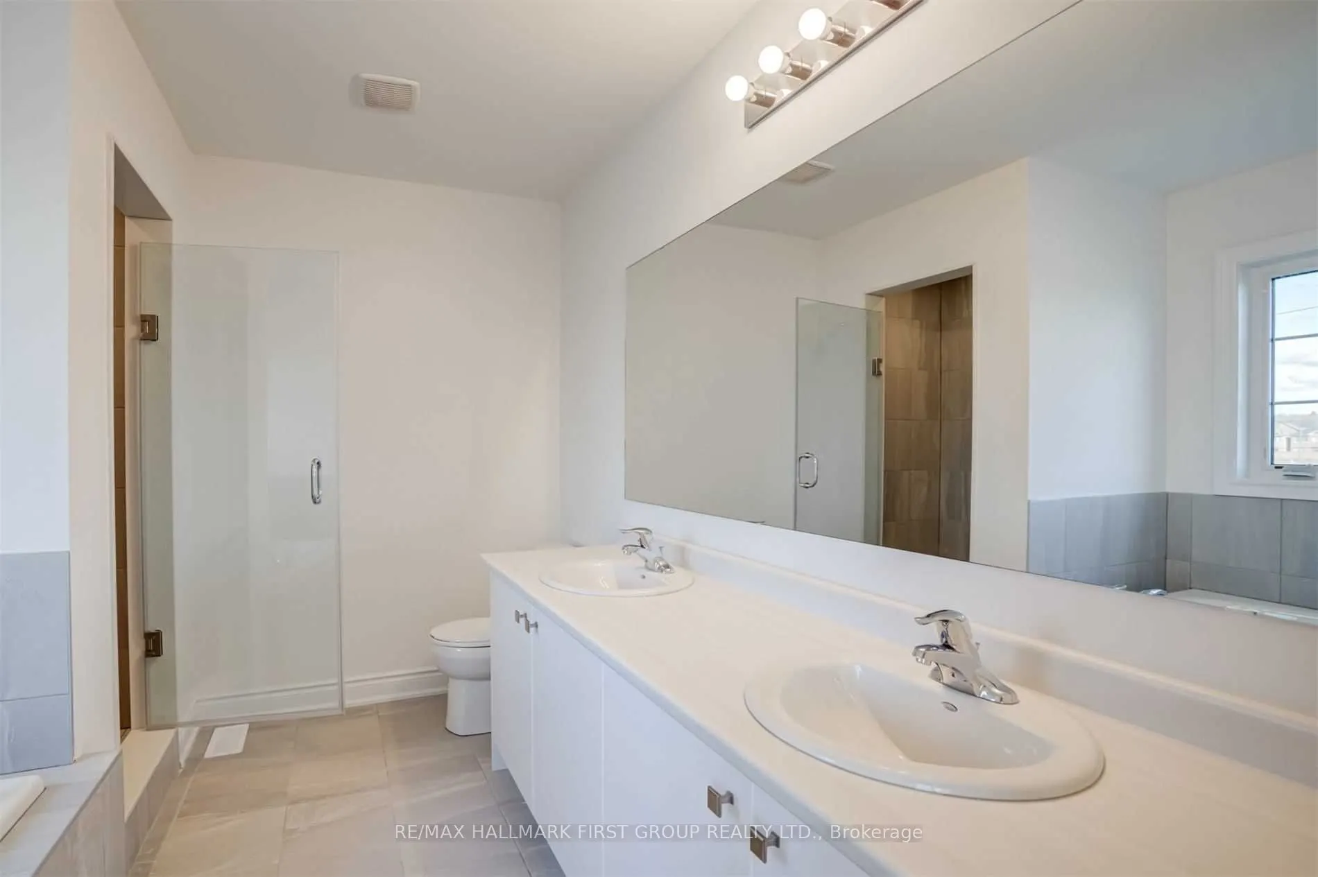 4 Conti Court