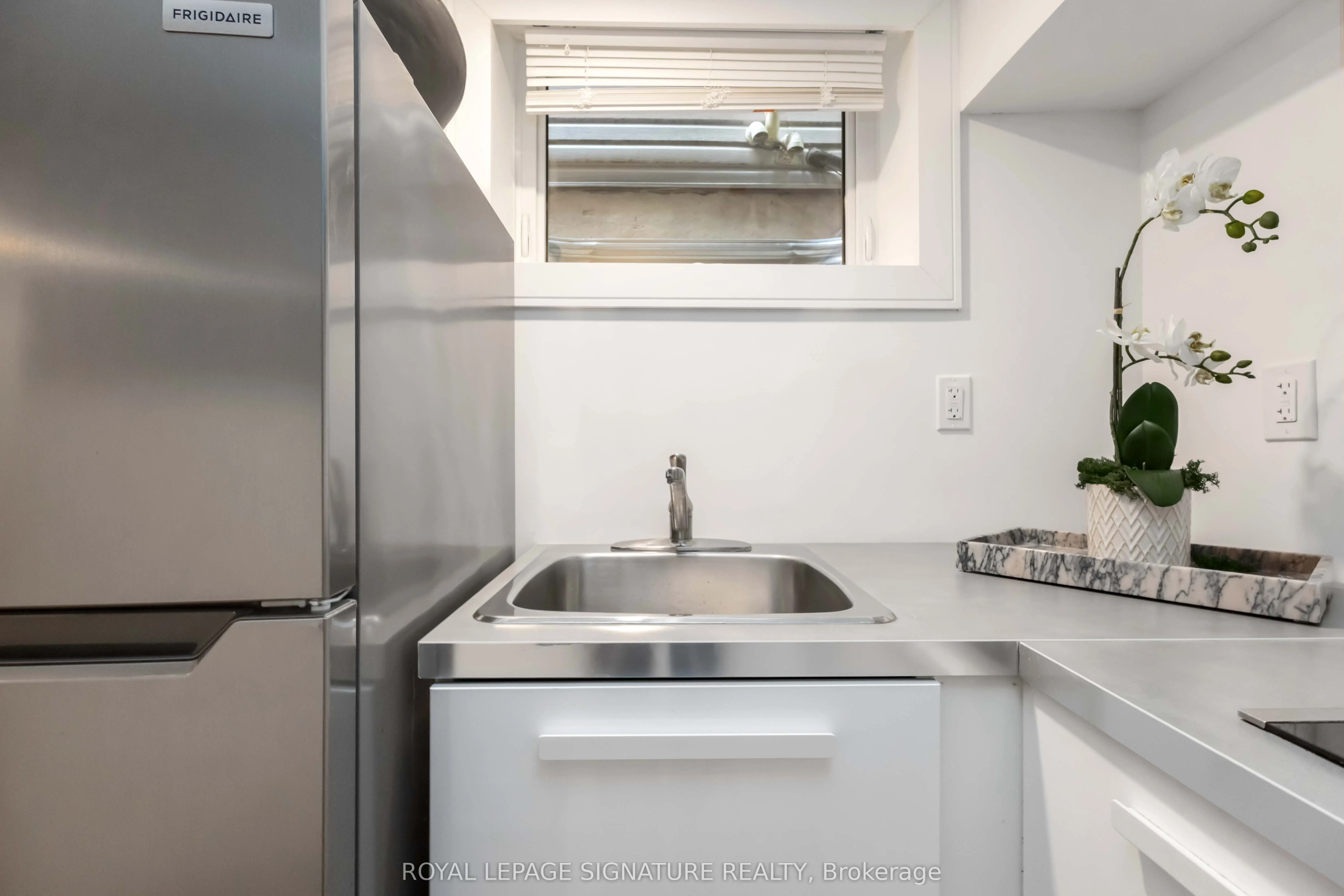 56 Drayton Avenue