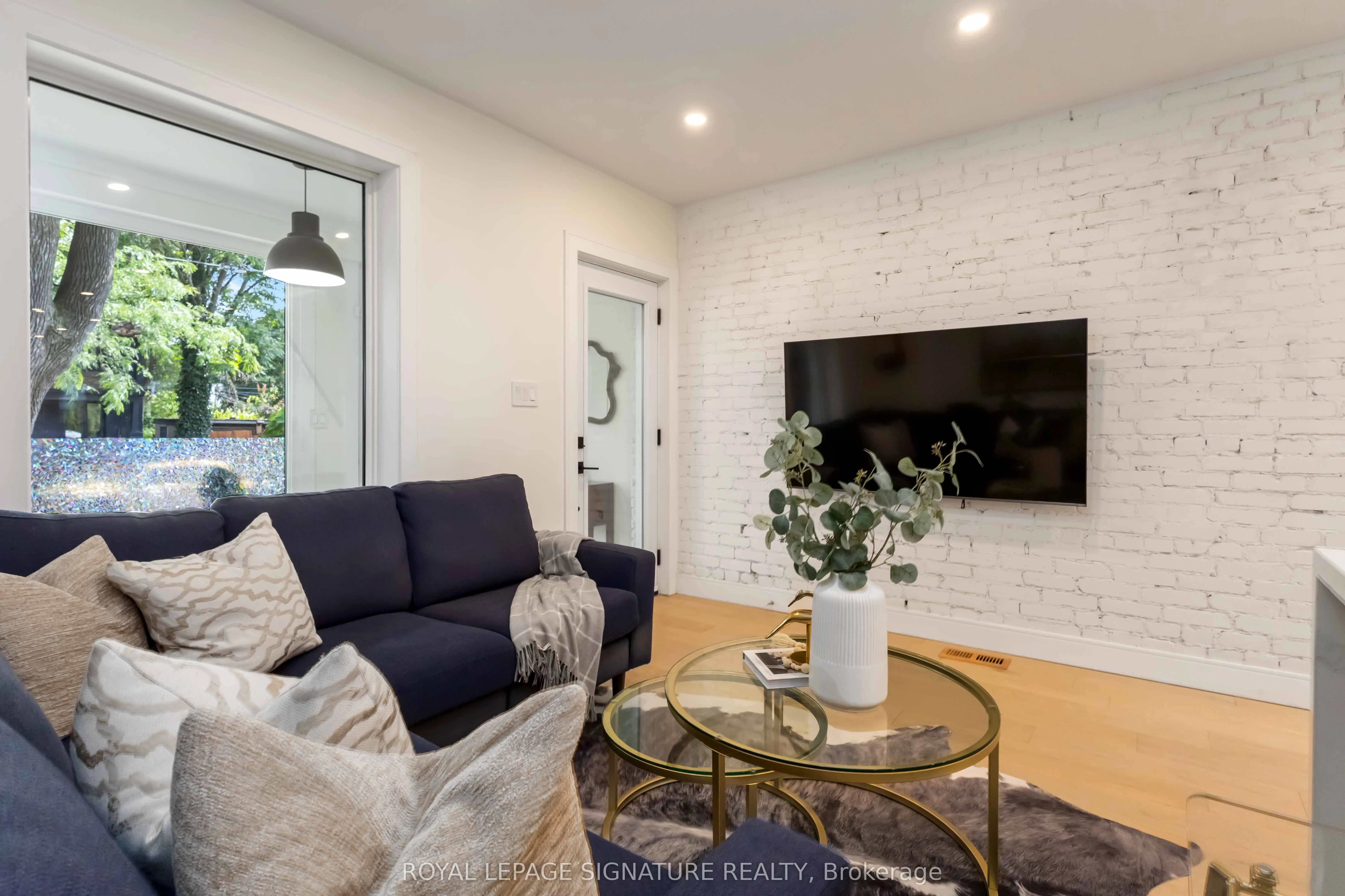 56 Drayton Avenue