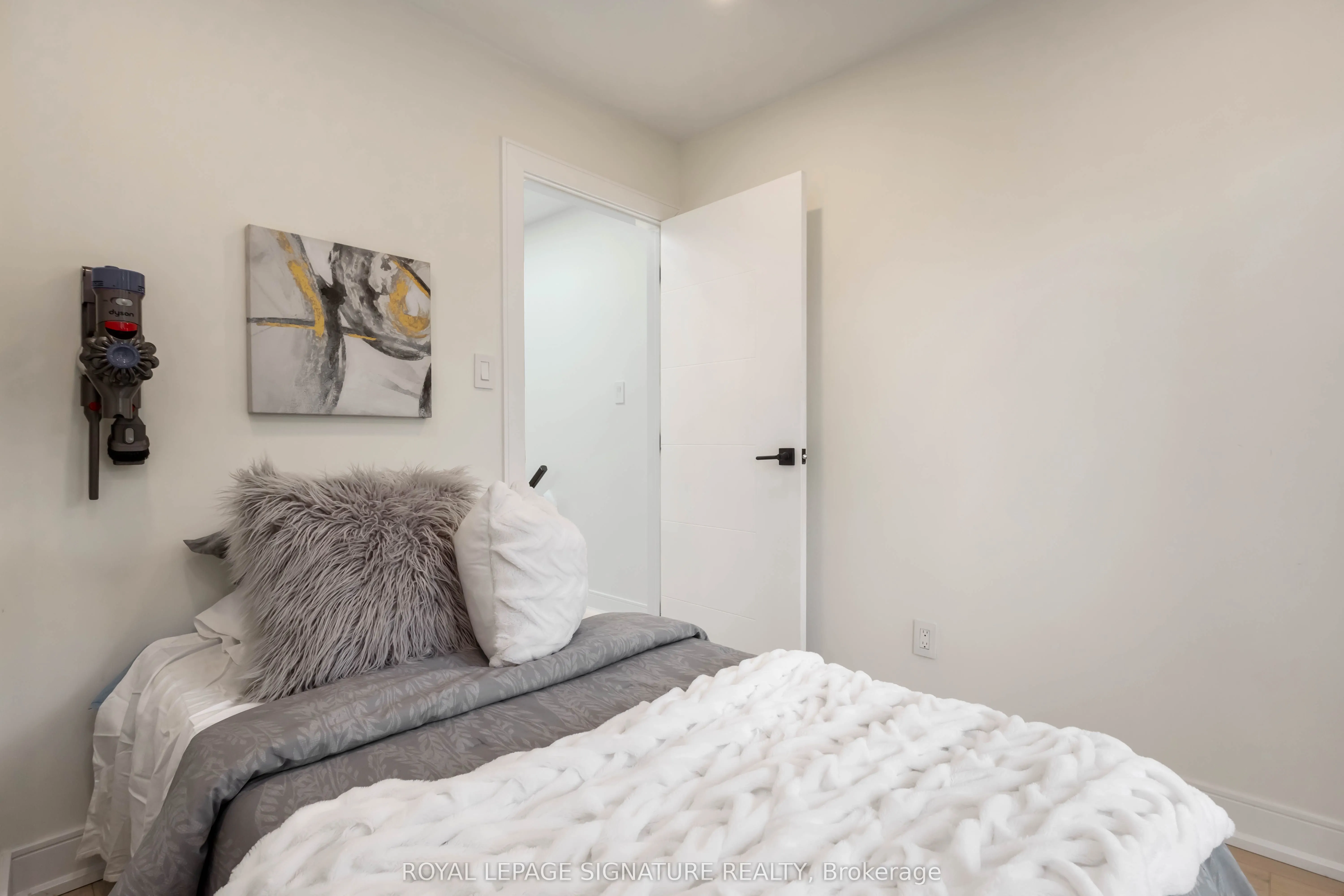 56 Drayton Avenue