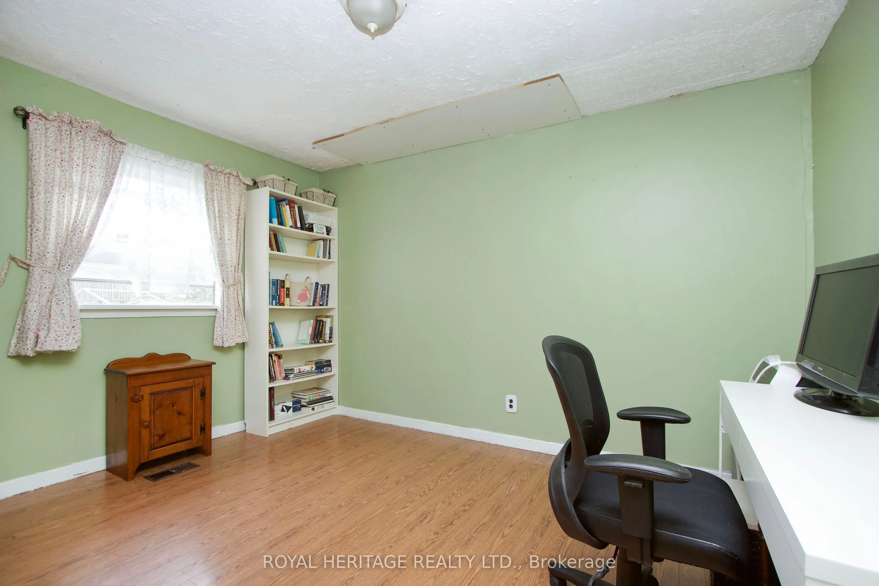86 Scarboro Avenue