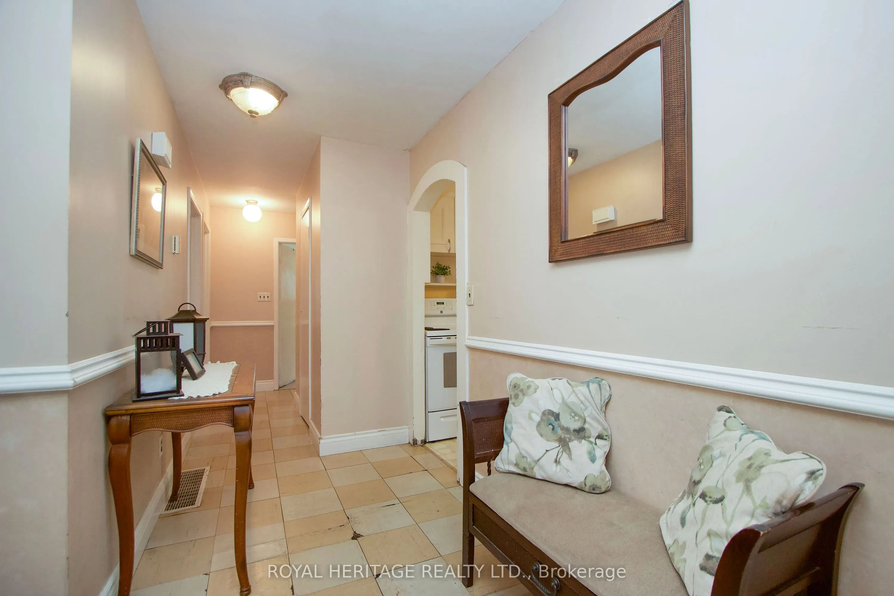 86 Scarboro Avenue