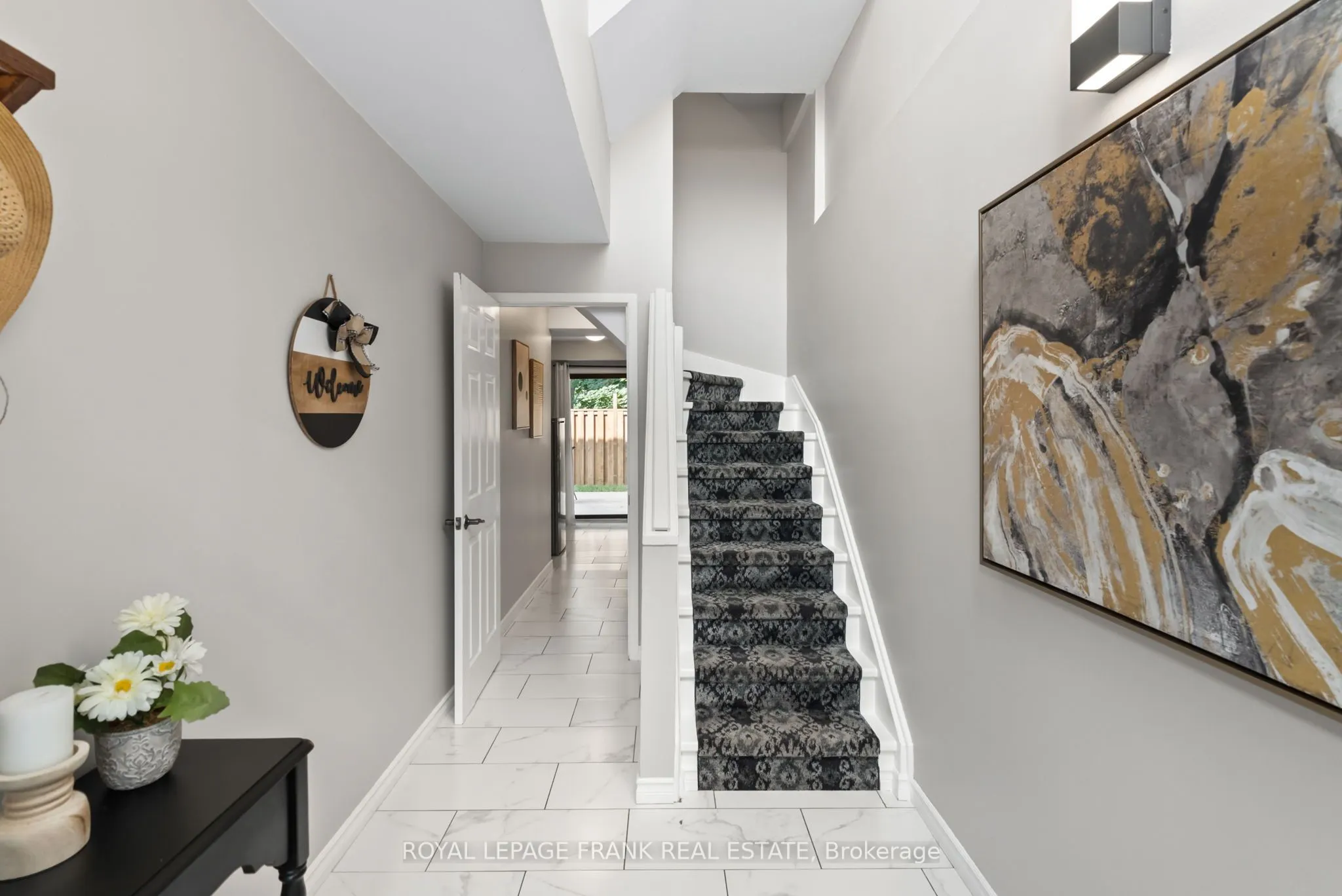 9 The Bridle Path, #9