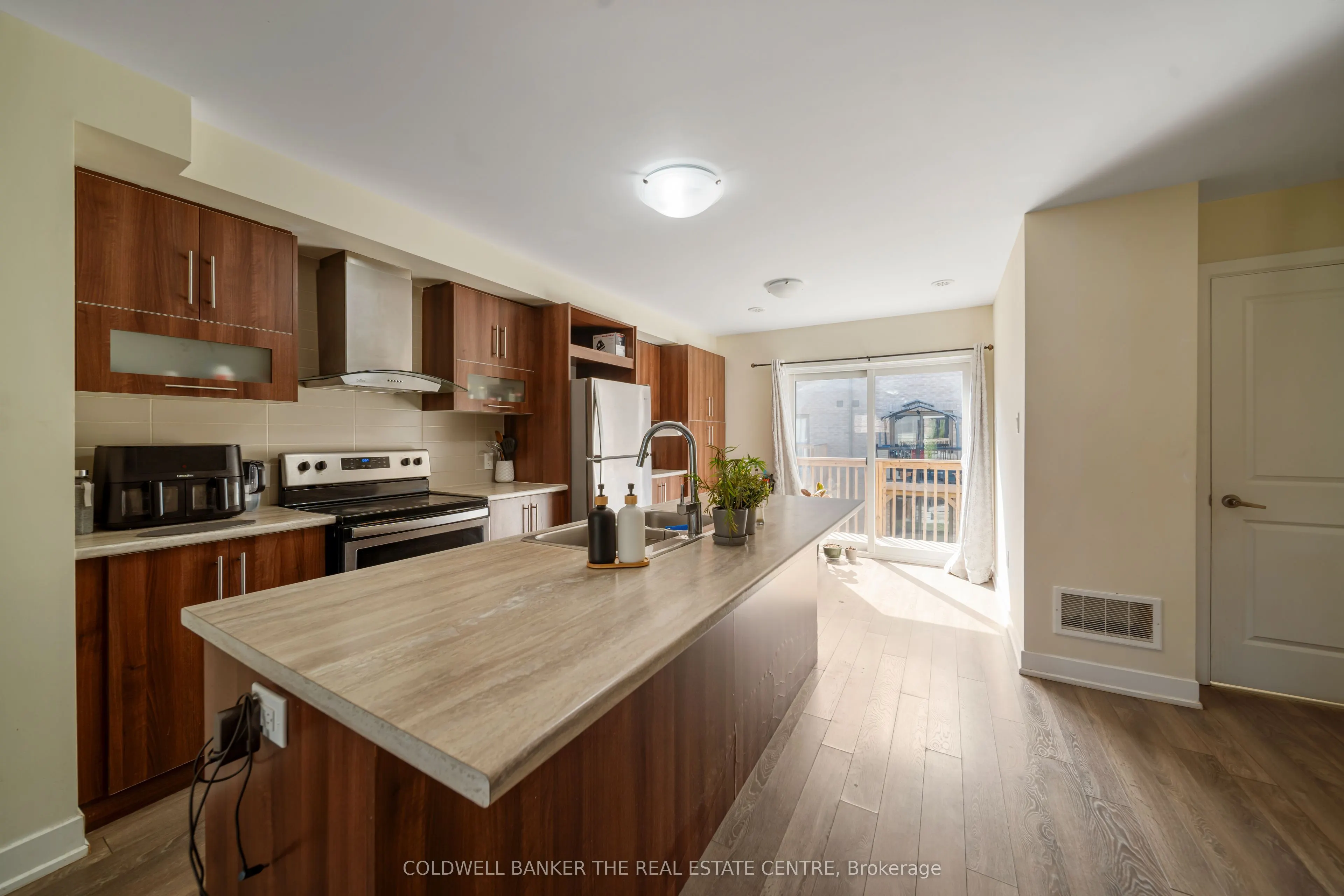 67 Donald Fleming Way, #106