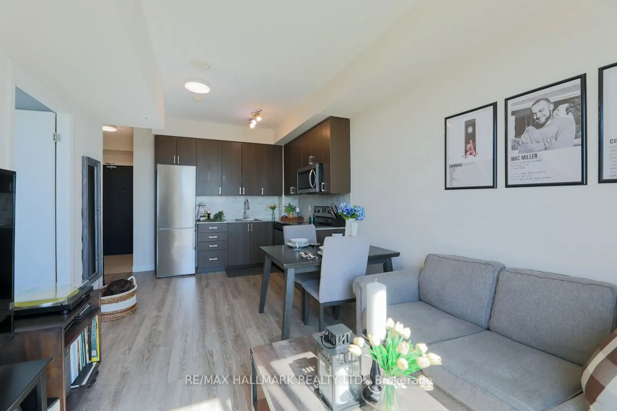 22 East Haven Drive, #818
