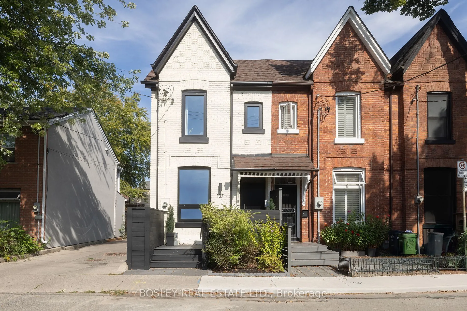137 Munro Street