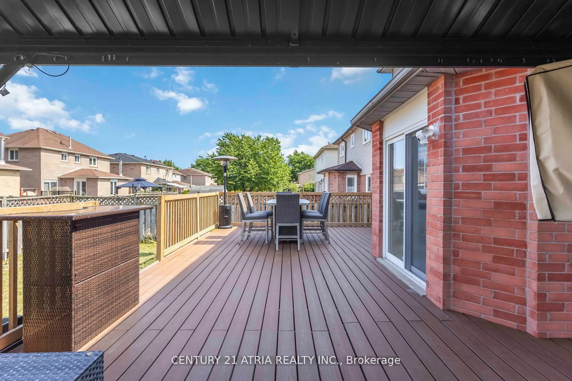 11 Valley Centre Drive