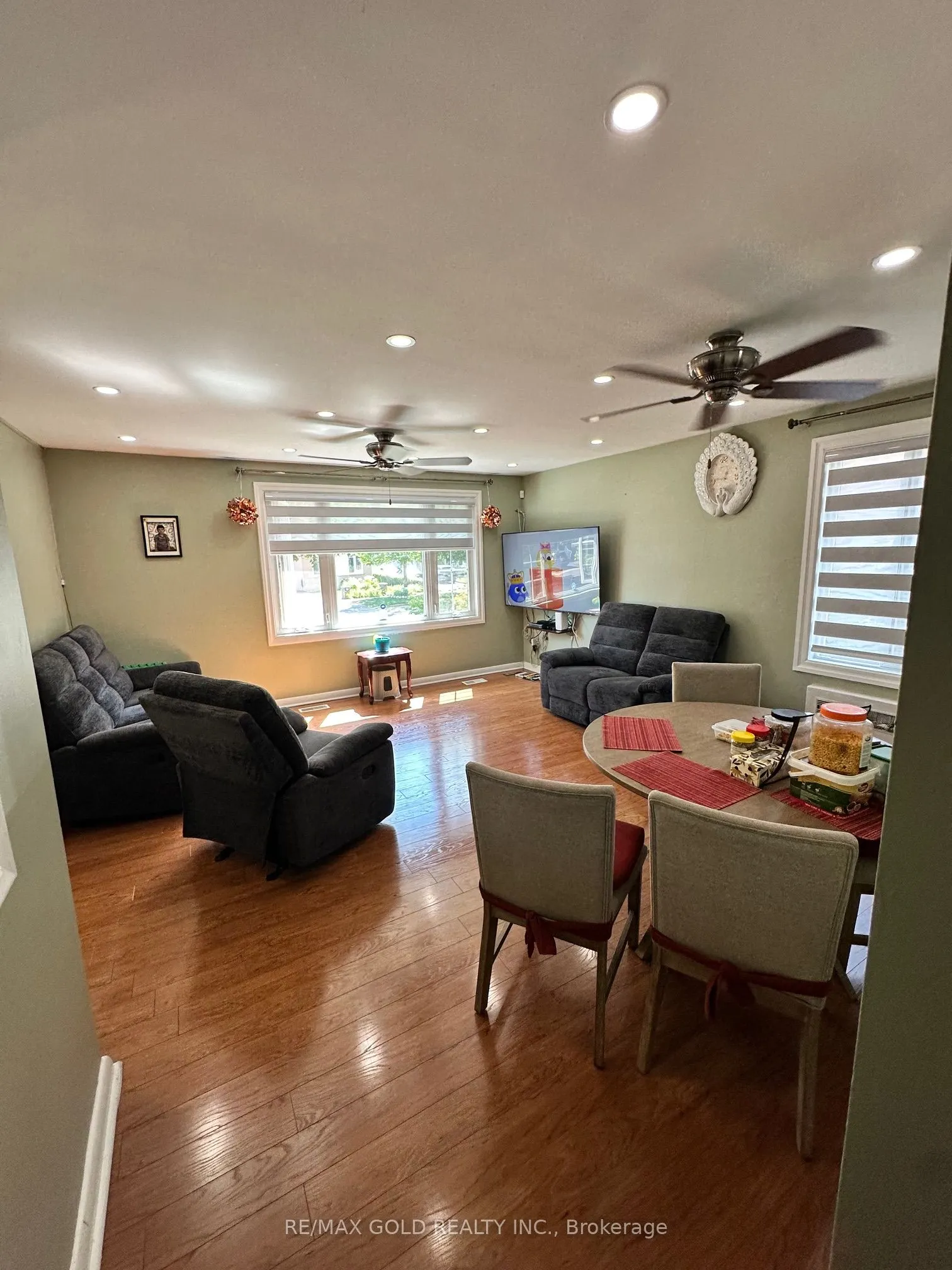 76 Pandora Circle