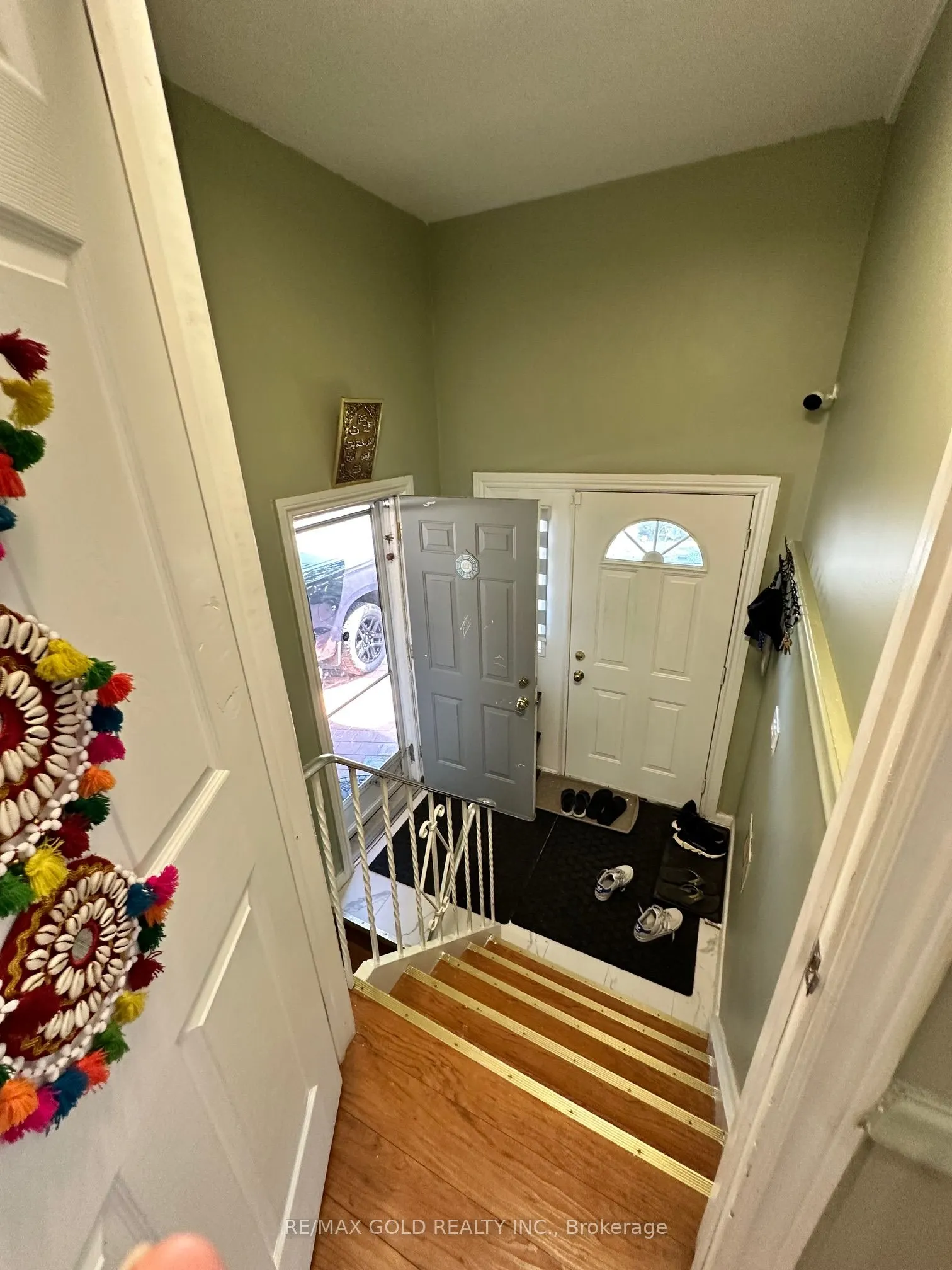 76 Pandora Circle
