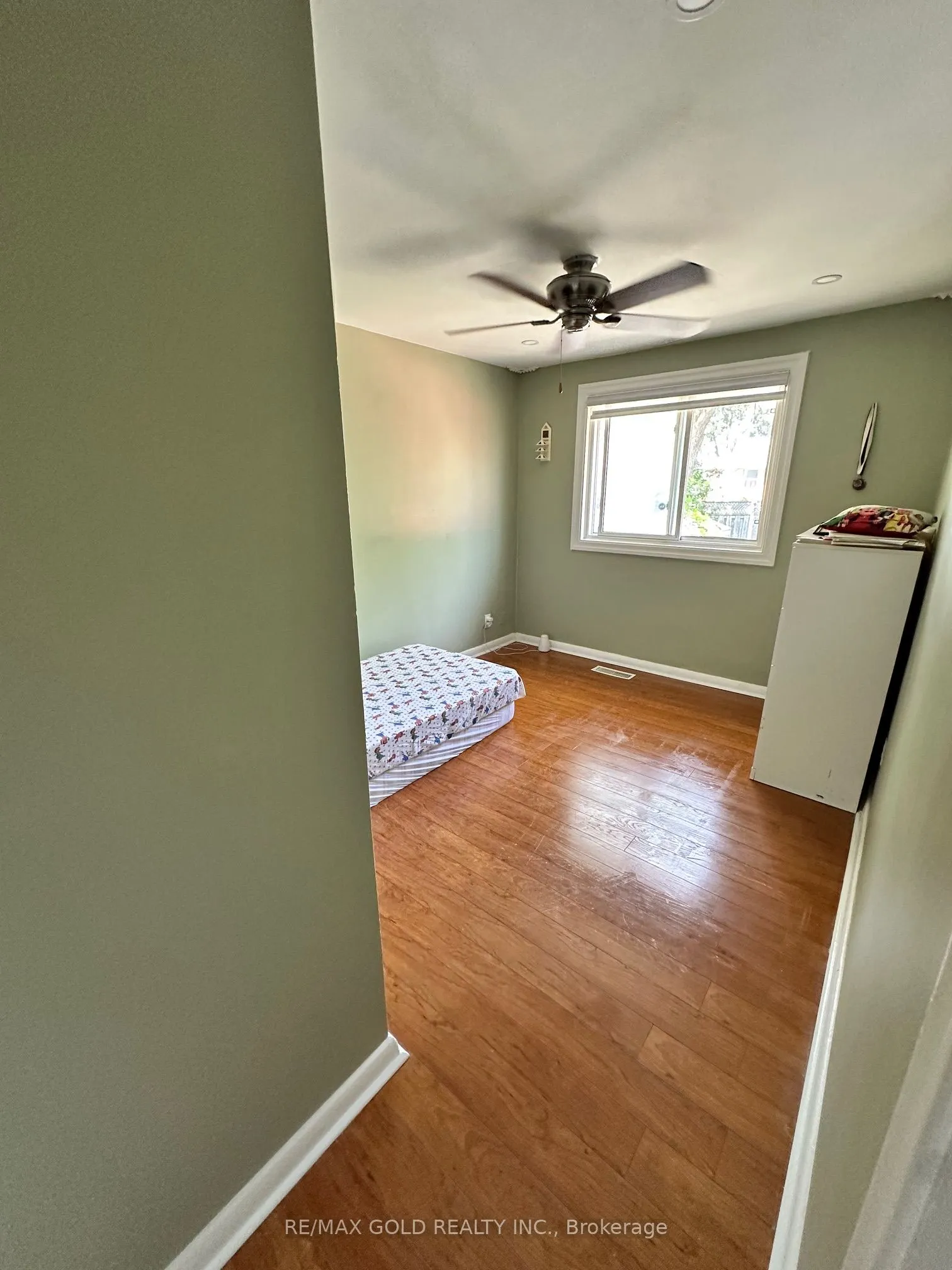 76 Pandora Circle