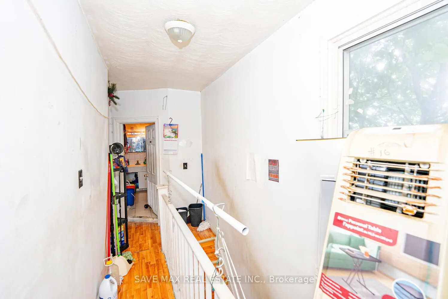 283 Rhodes Avenue E