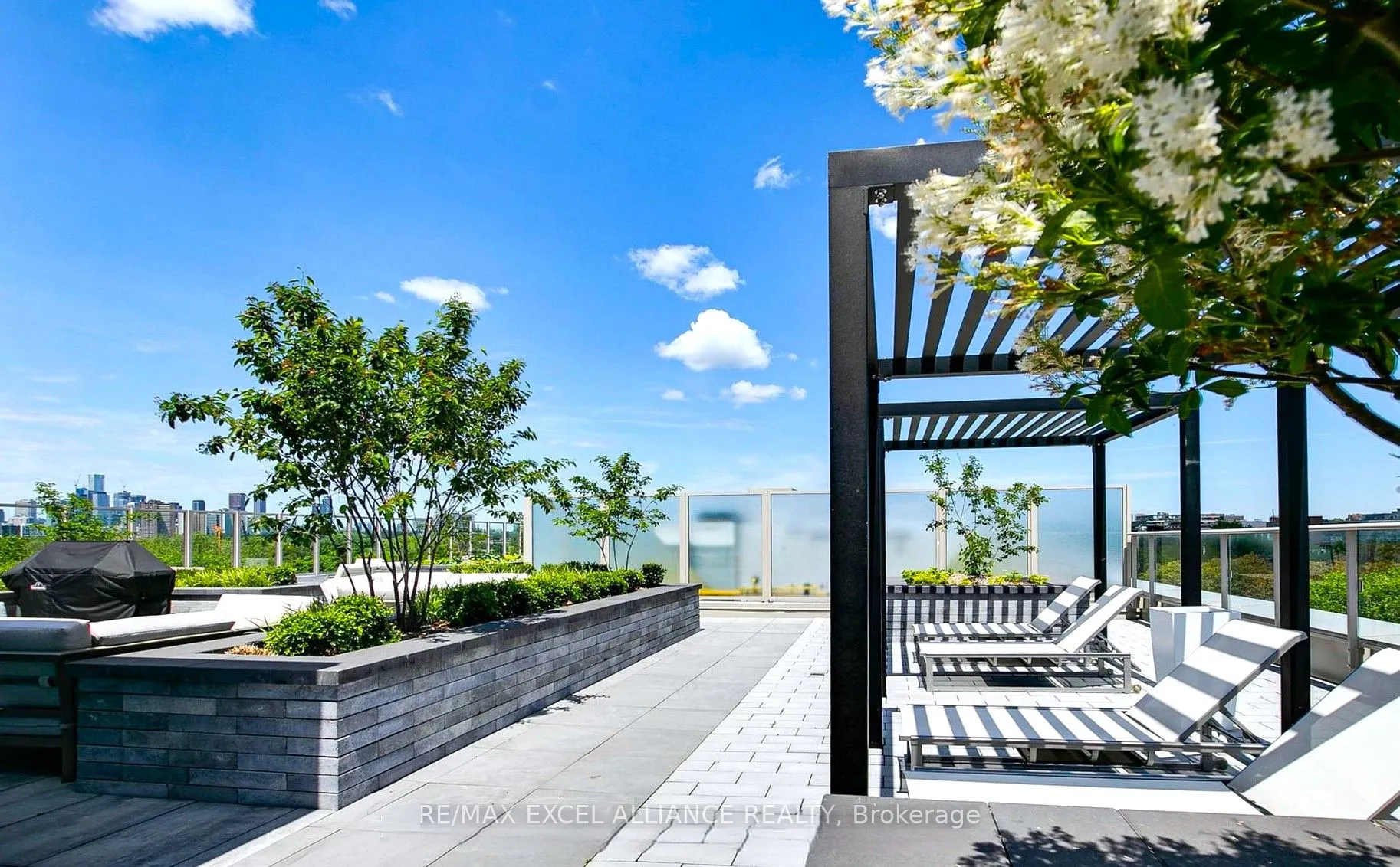 150 Logan Avenue, #434