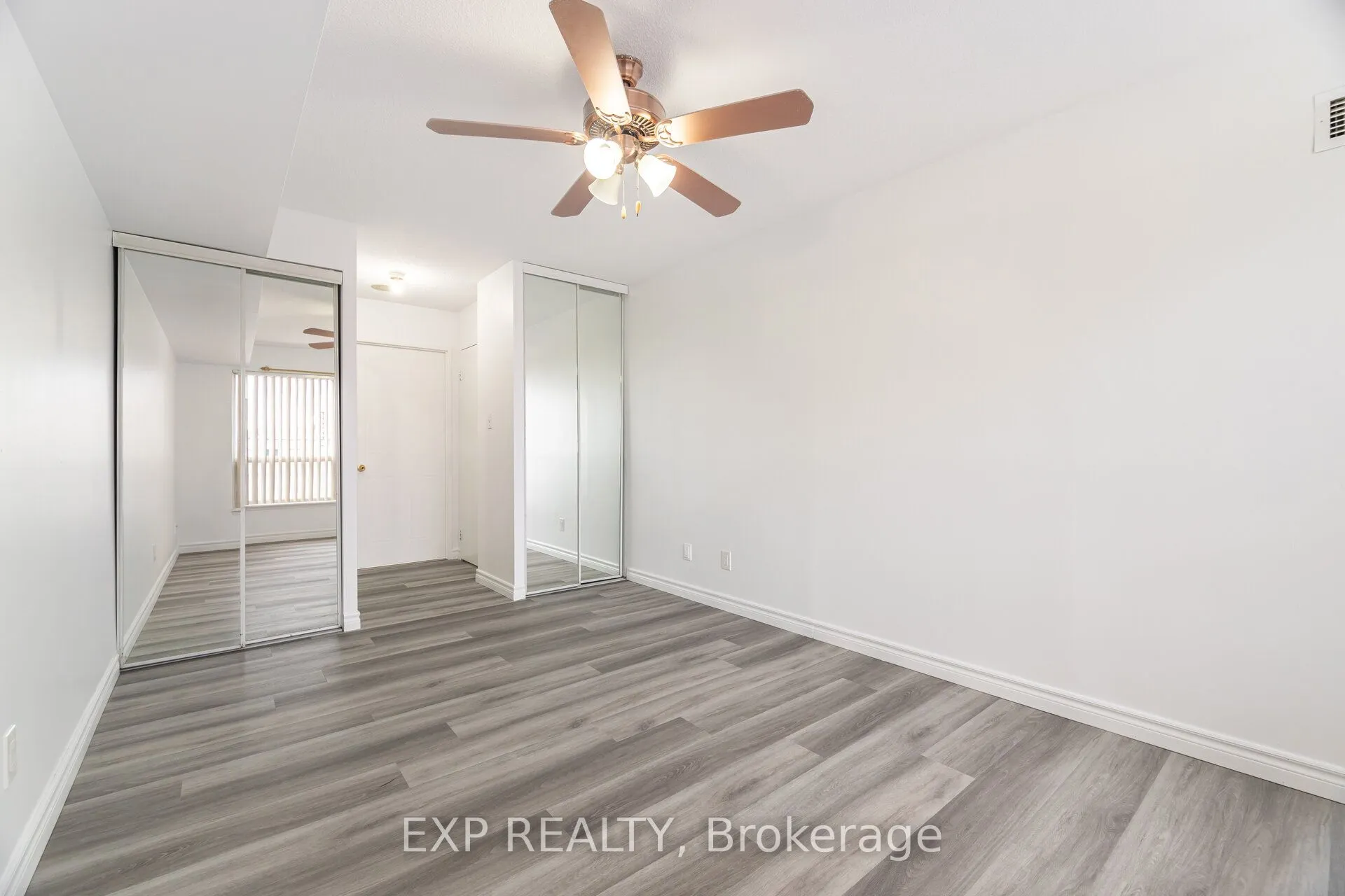2550 Lawrence Avenue E, #1202
