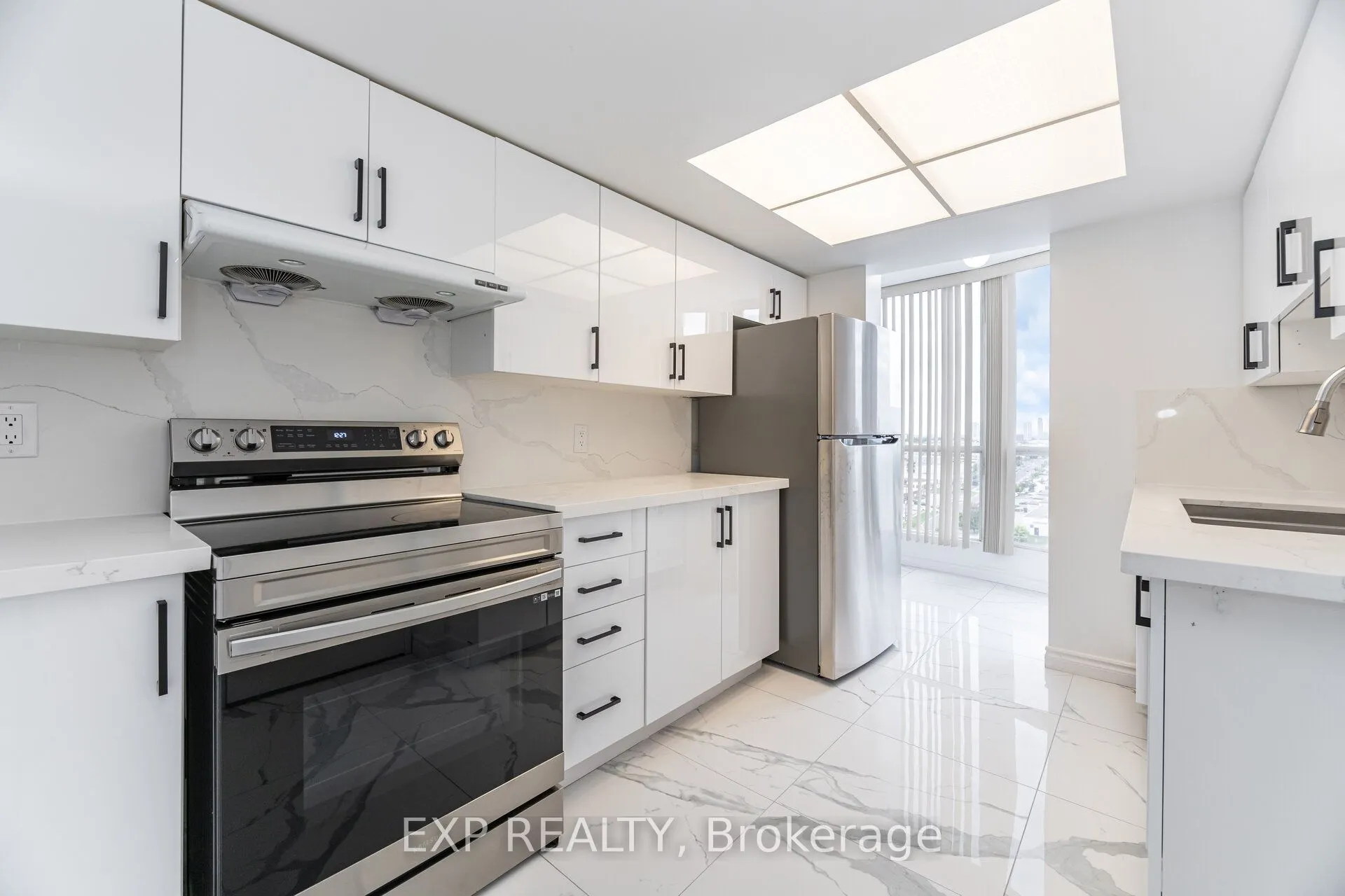 2550 Lawrence Avenue E, #1202
