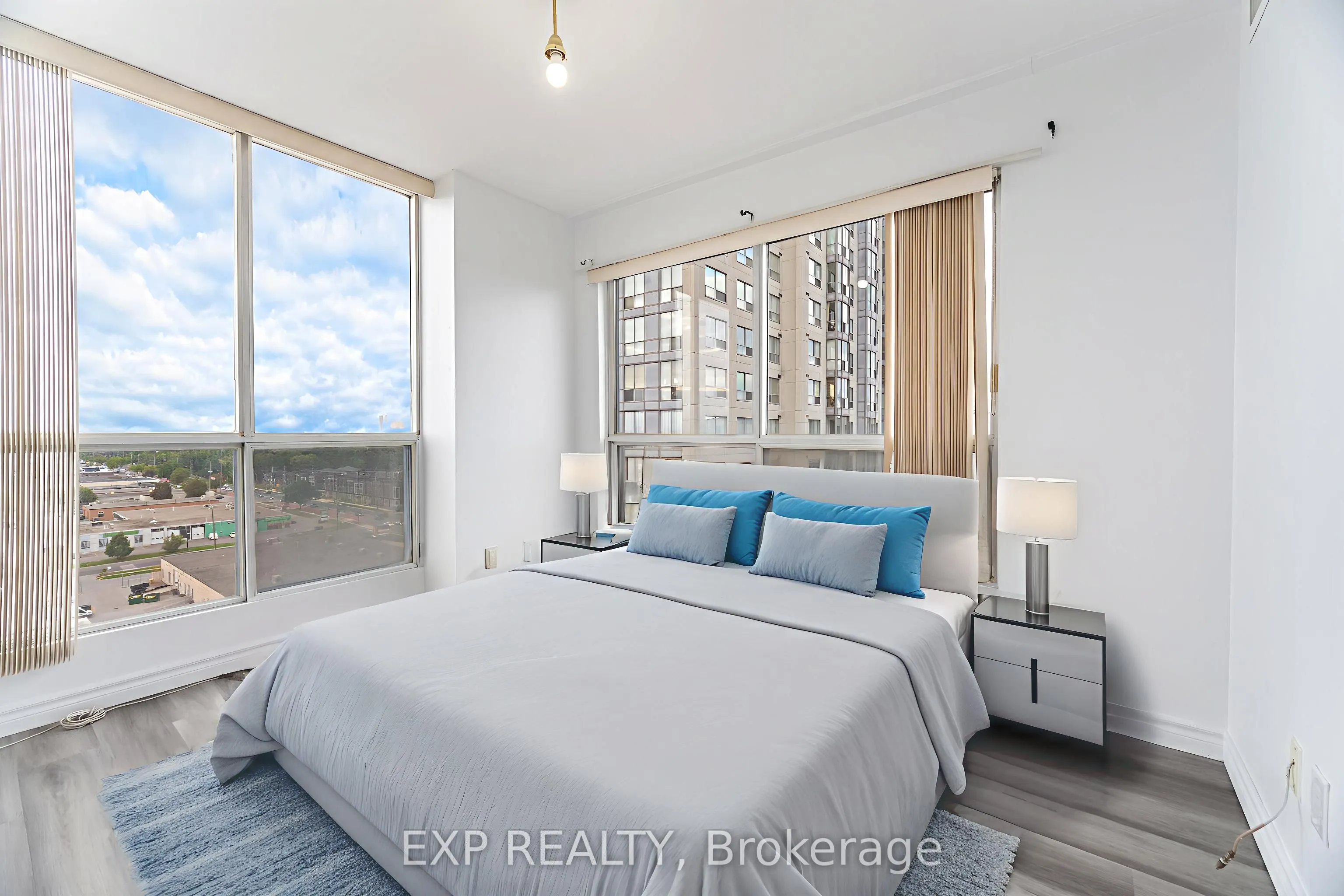 2550 Lawrence Avenue E, #1202