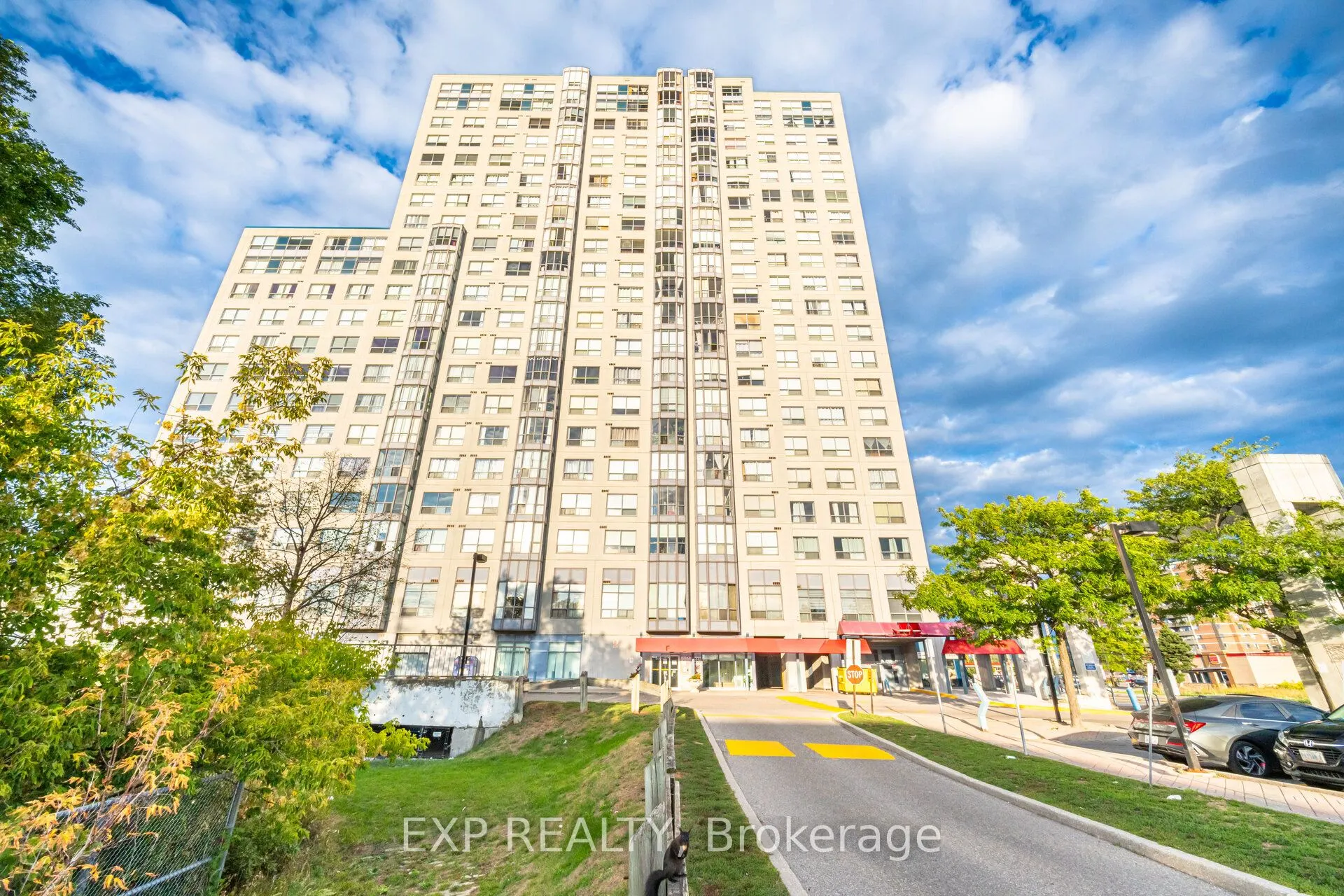 2550 Lawrence Avenue E, #1202