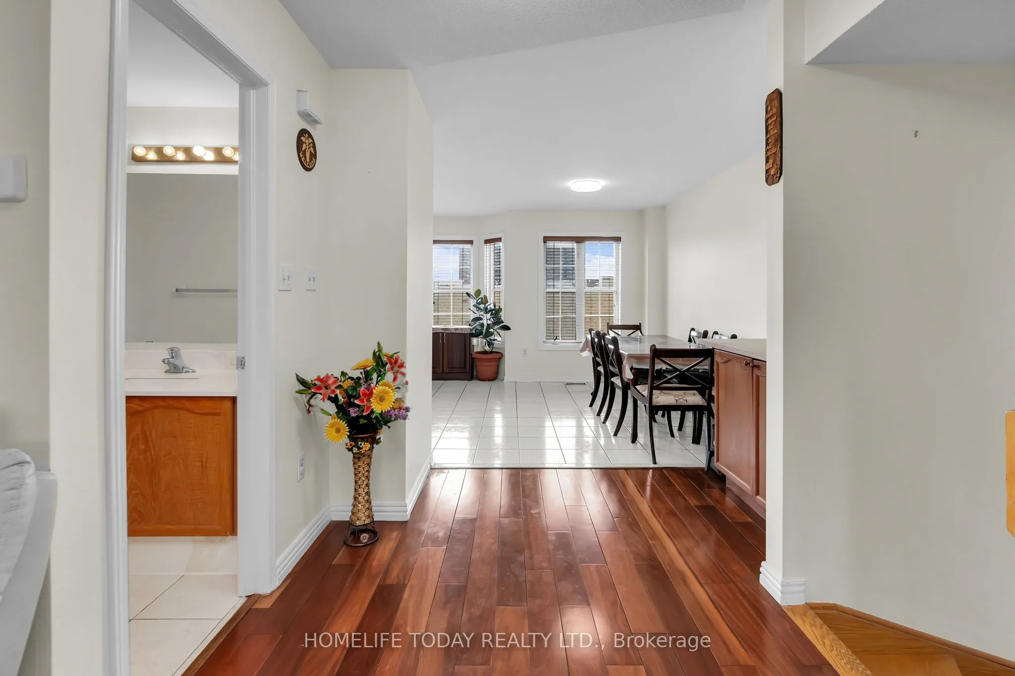 33 Archibald Mews, #2nd & 3rd Floor