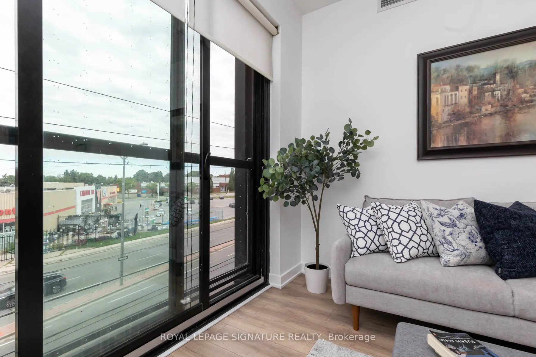 2799 Kingston Road, #311