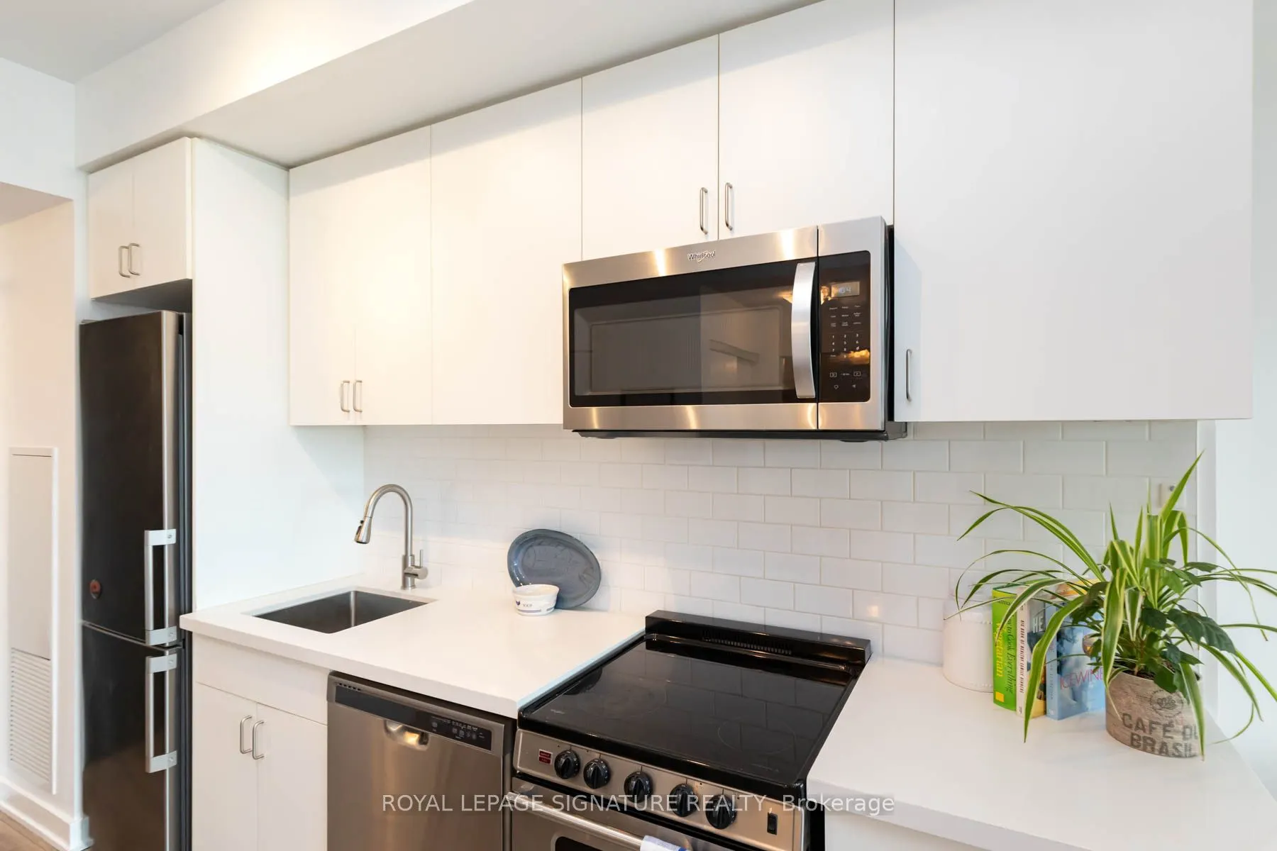 2799 Kingston Road, #311