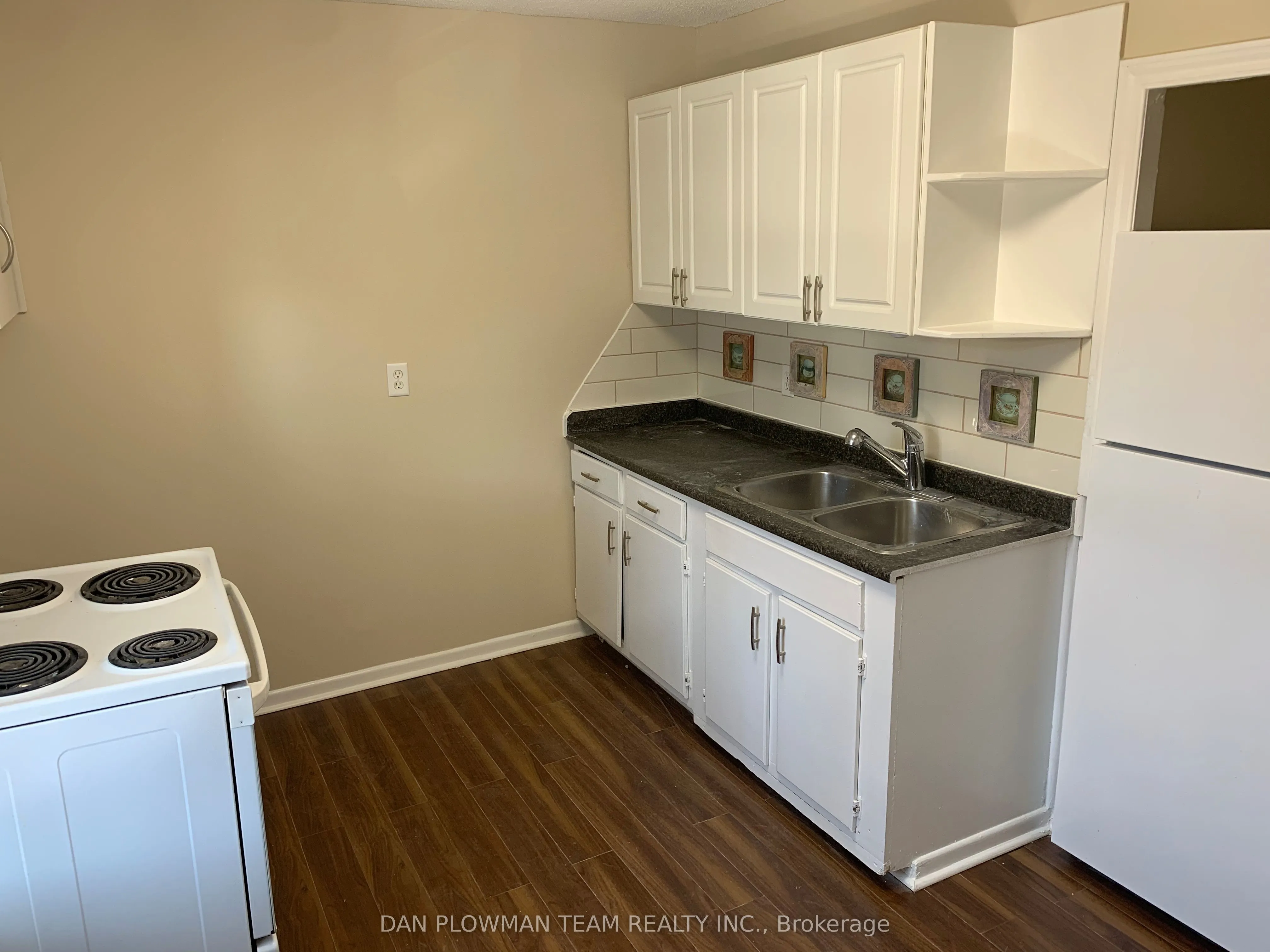 54 Ritson Road S, #3