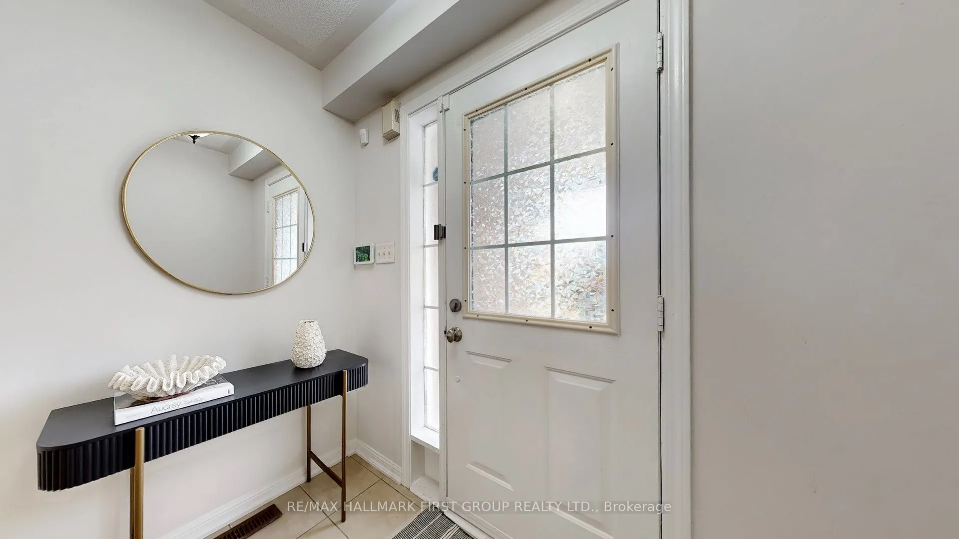 39 ROBIDEAU Place