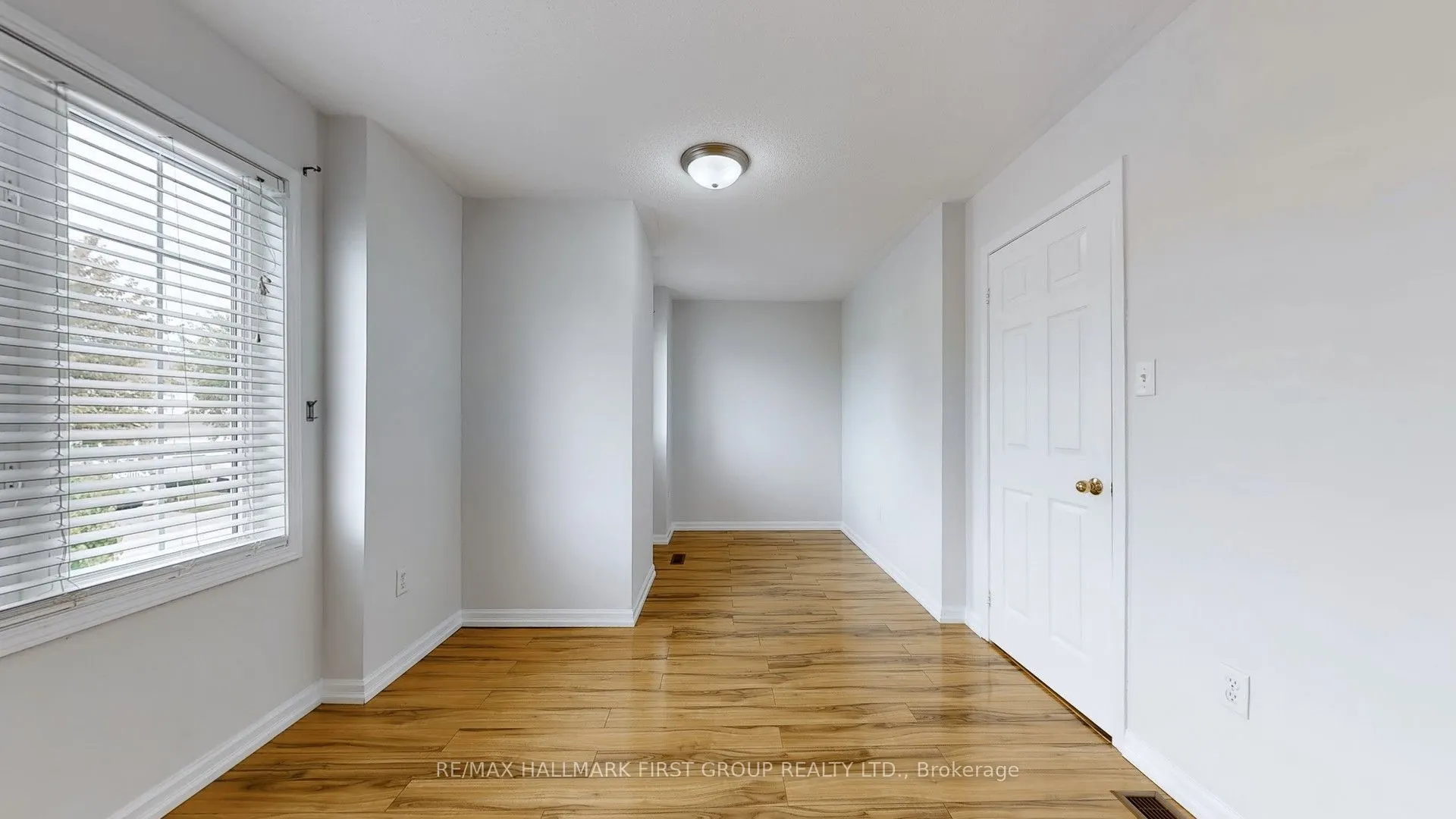 39 ROBIDEAU Place