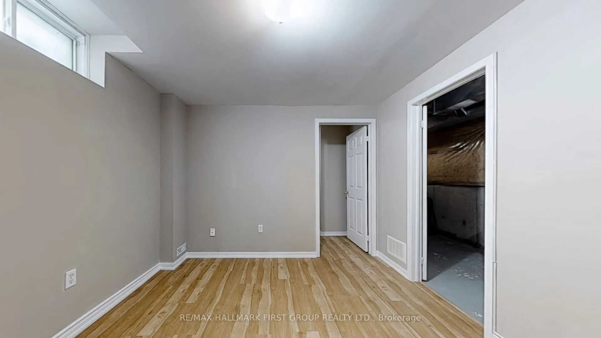 39 ROBIDEAU Place