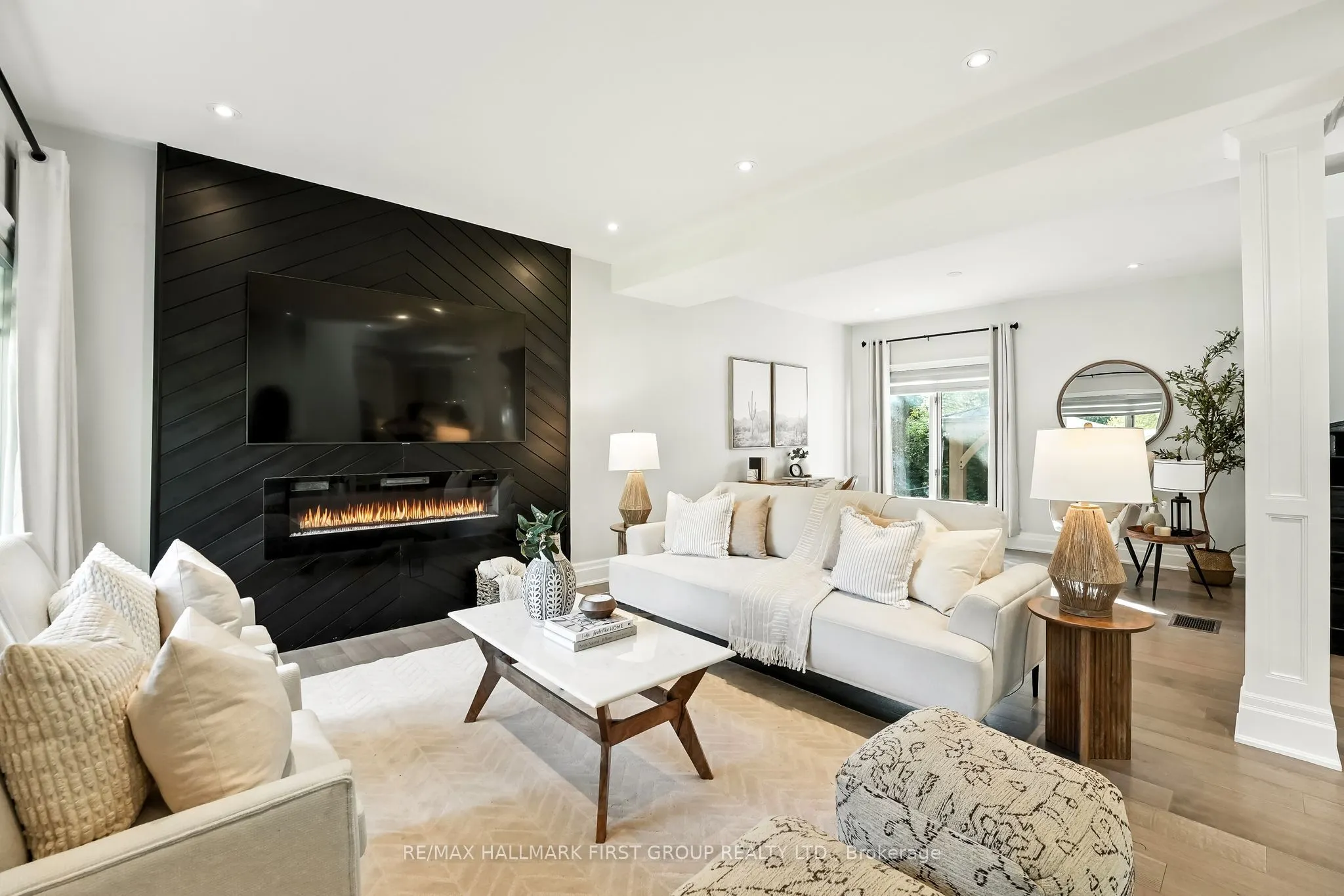47 Sherwood Road E