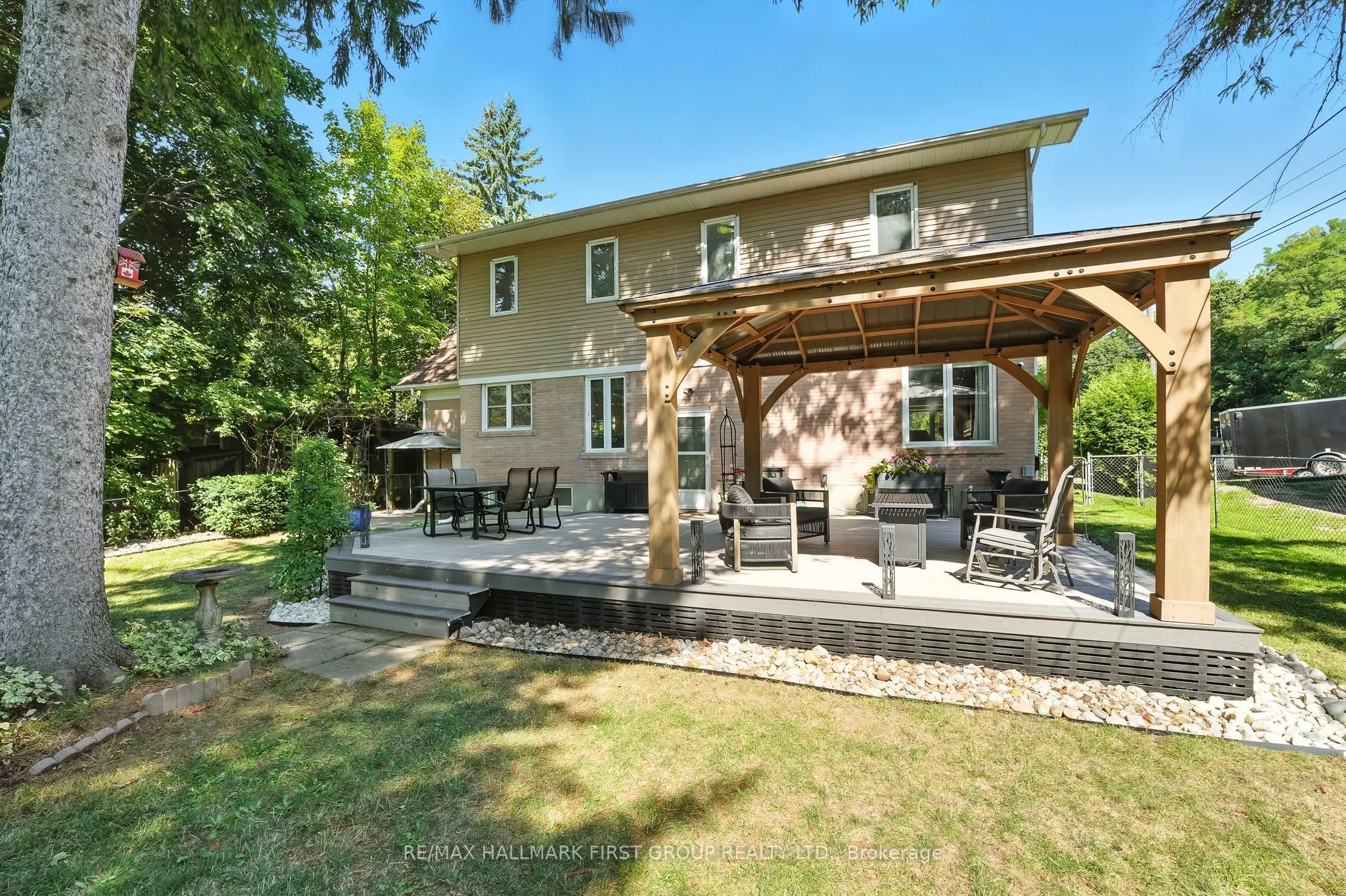 47 Sherwood Road E