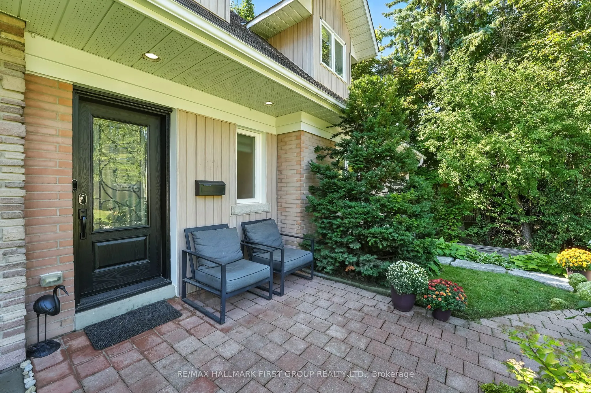 47 Sherwood Road E