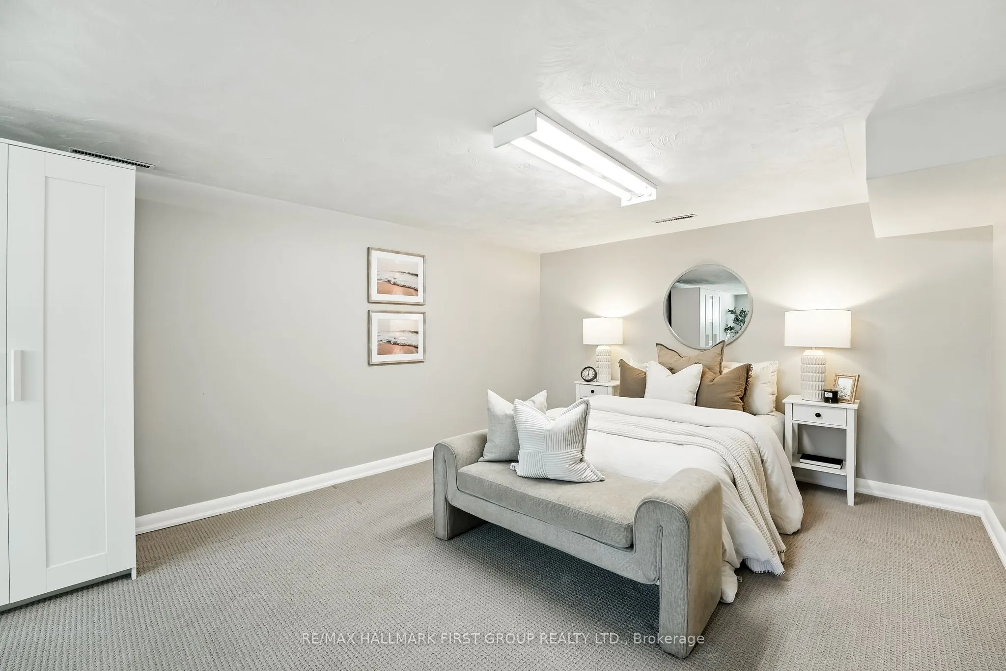 47 Sherwood Road E