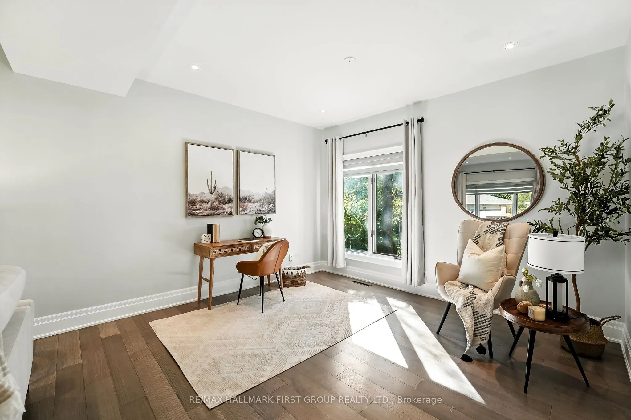 47 Sherwood Road E