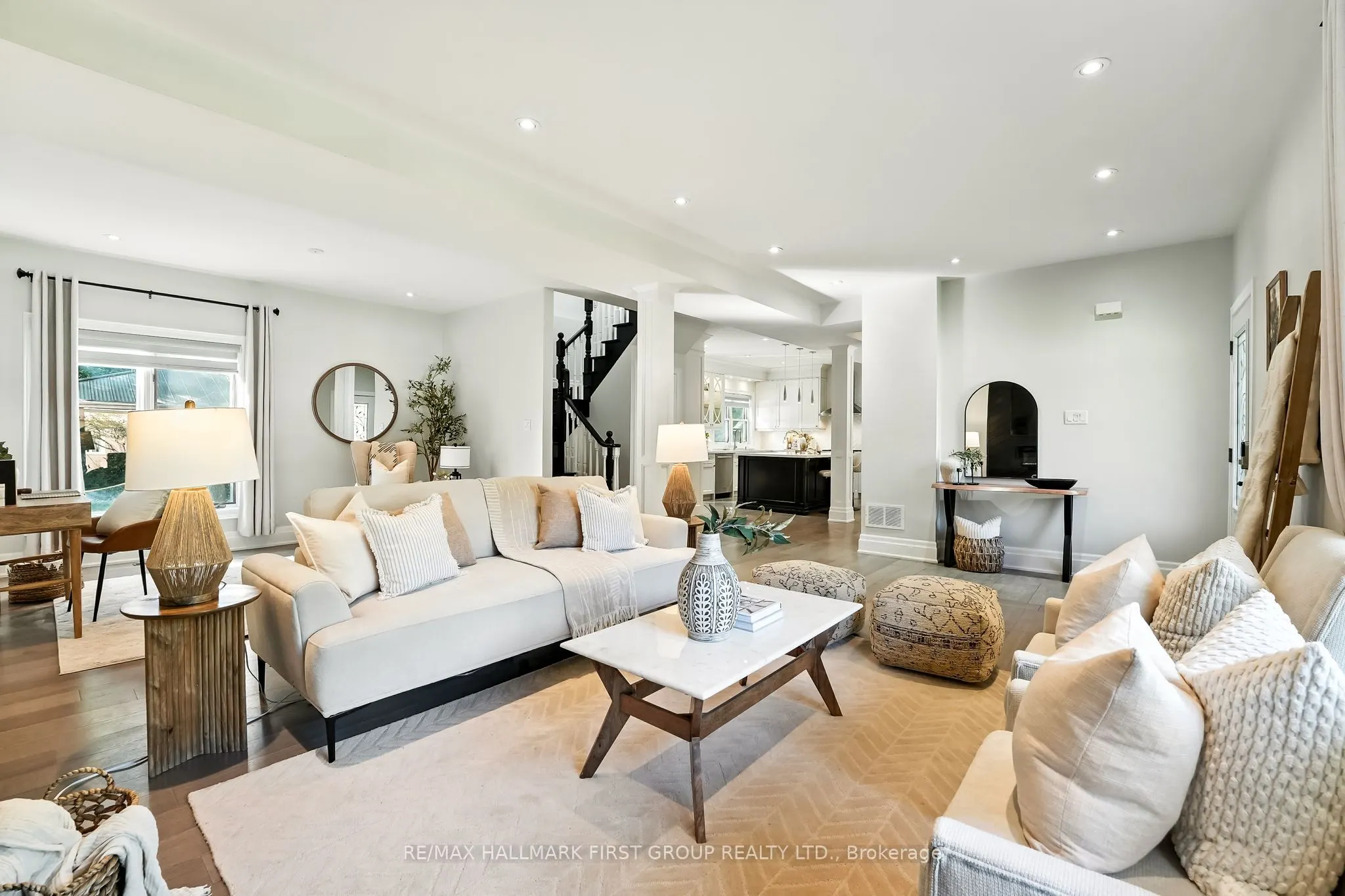 47 Sherwood Road E