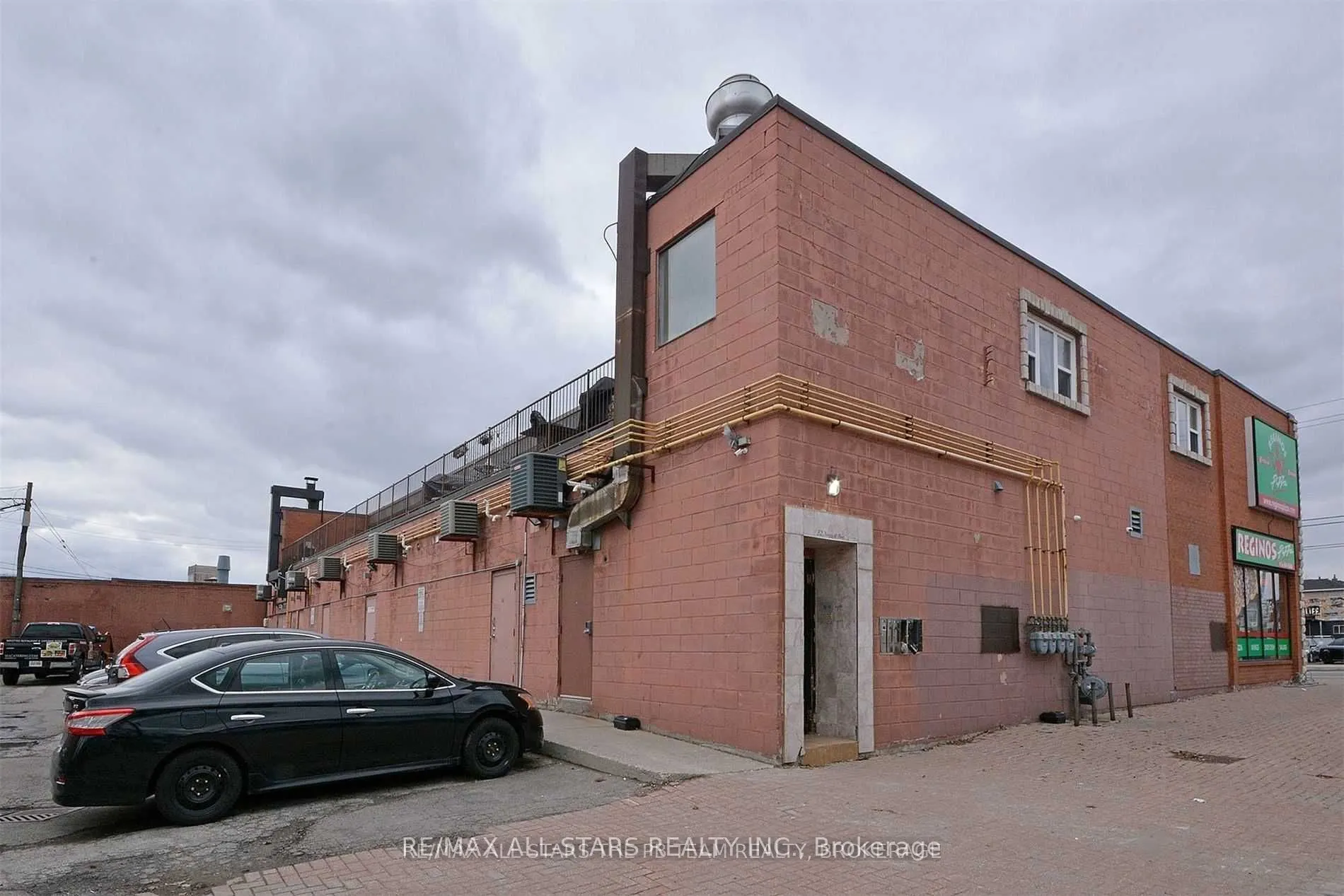 52 August Avenue, #204