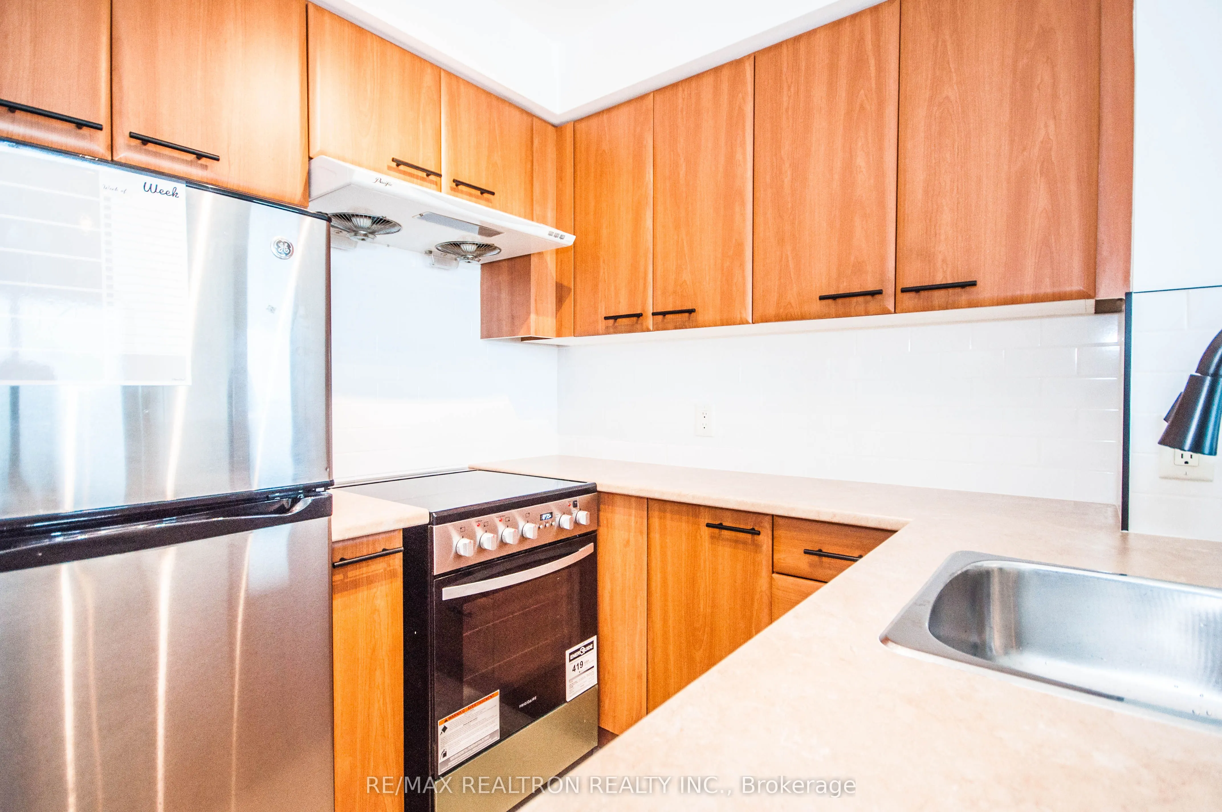 36 Lee Centre Drive, #3102