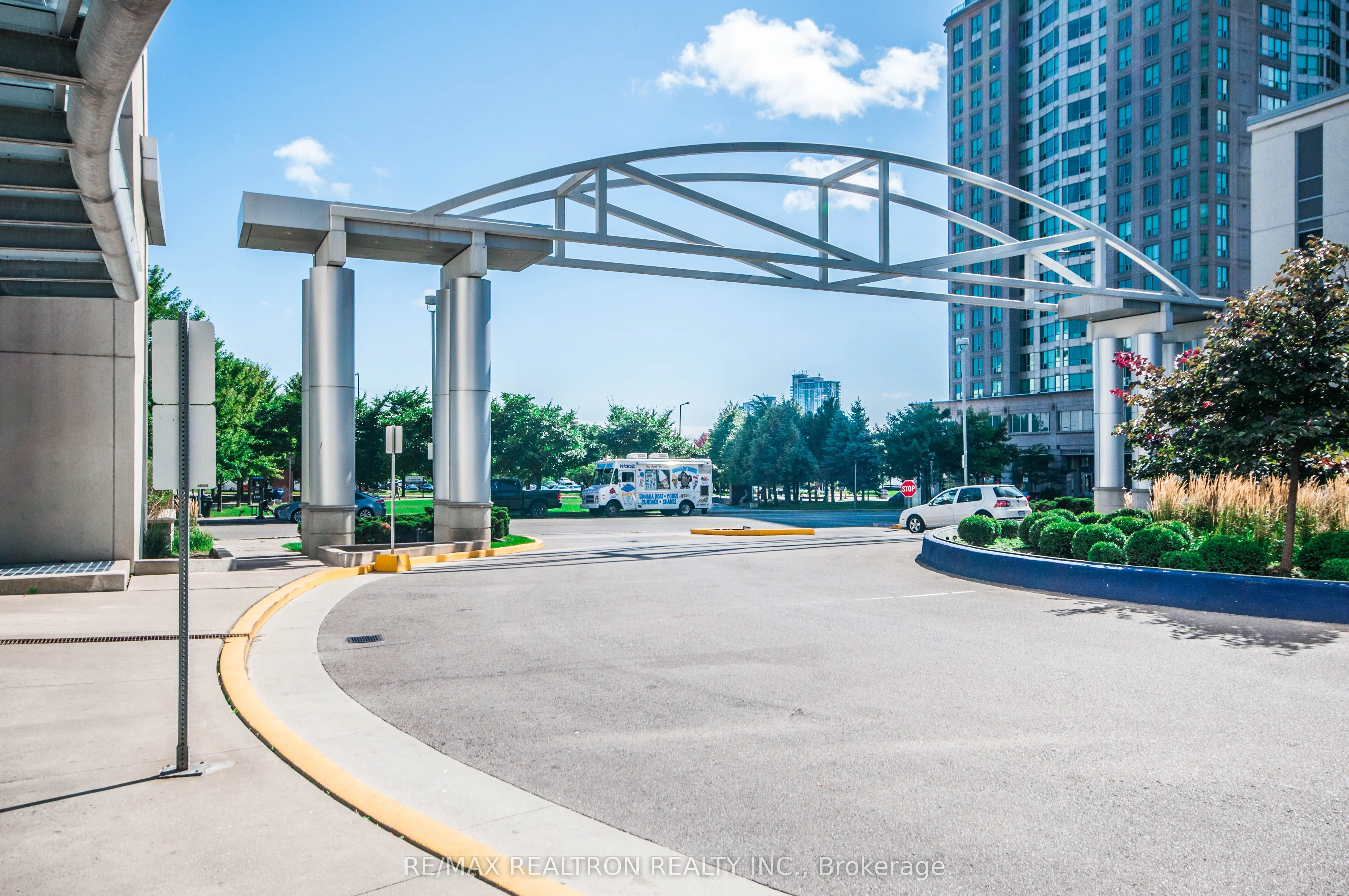 36 Lee Centre Drive, #3102