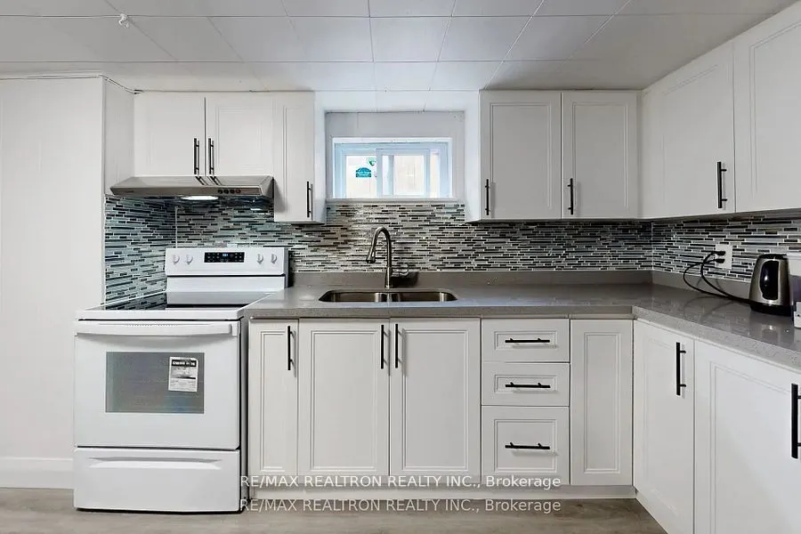 30 Calumet Crescent, #Bsmnt