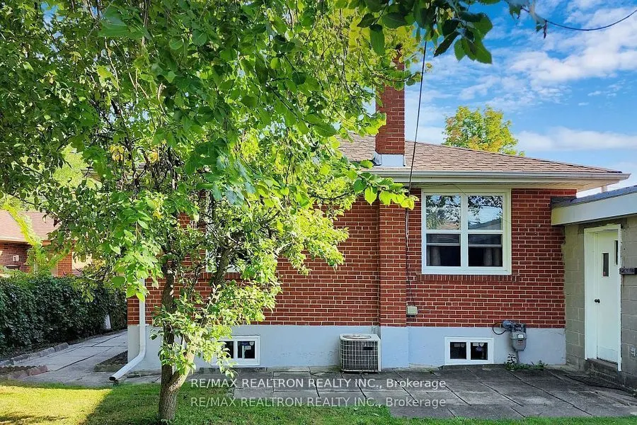30 Calumet Crescent, #Bsmnt