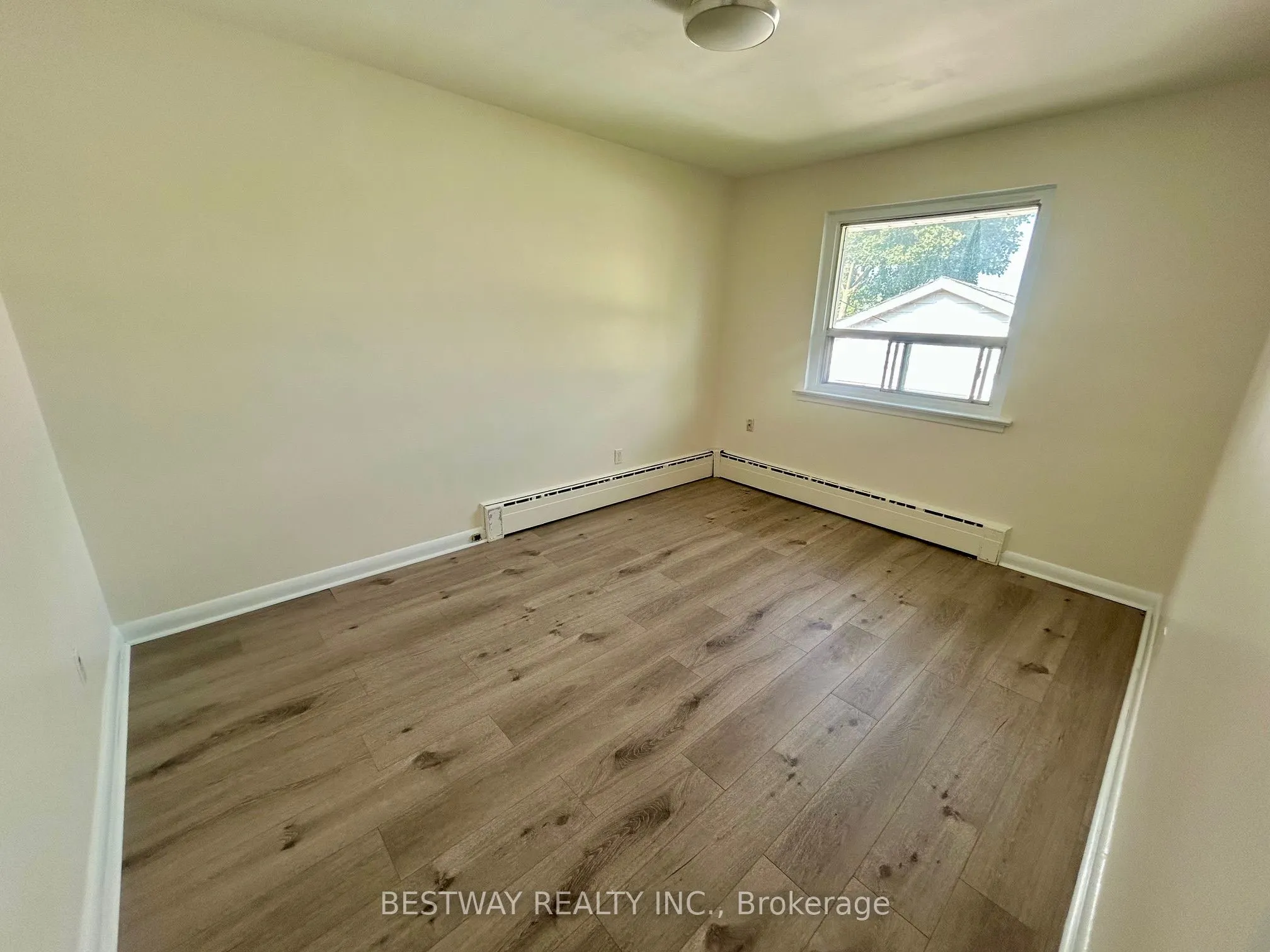 34 Anticosti Drive, #Main