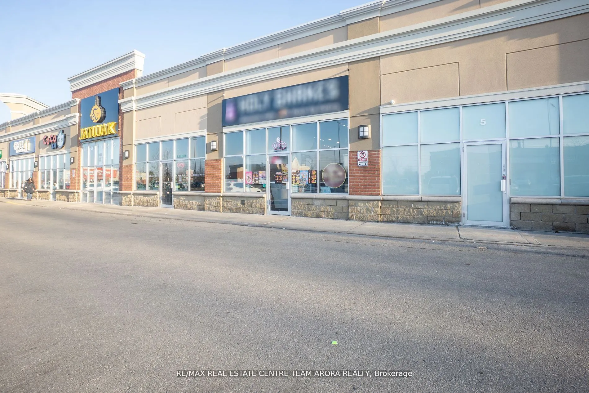 5651 Steeles Avenue E, #6
