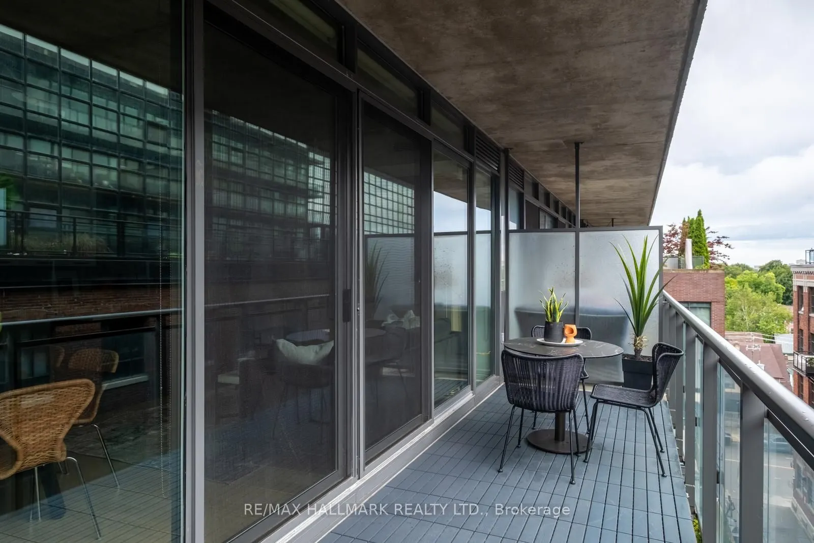 90 Broadview Avenue, #607