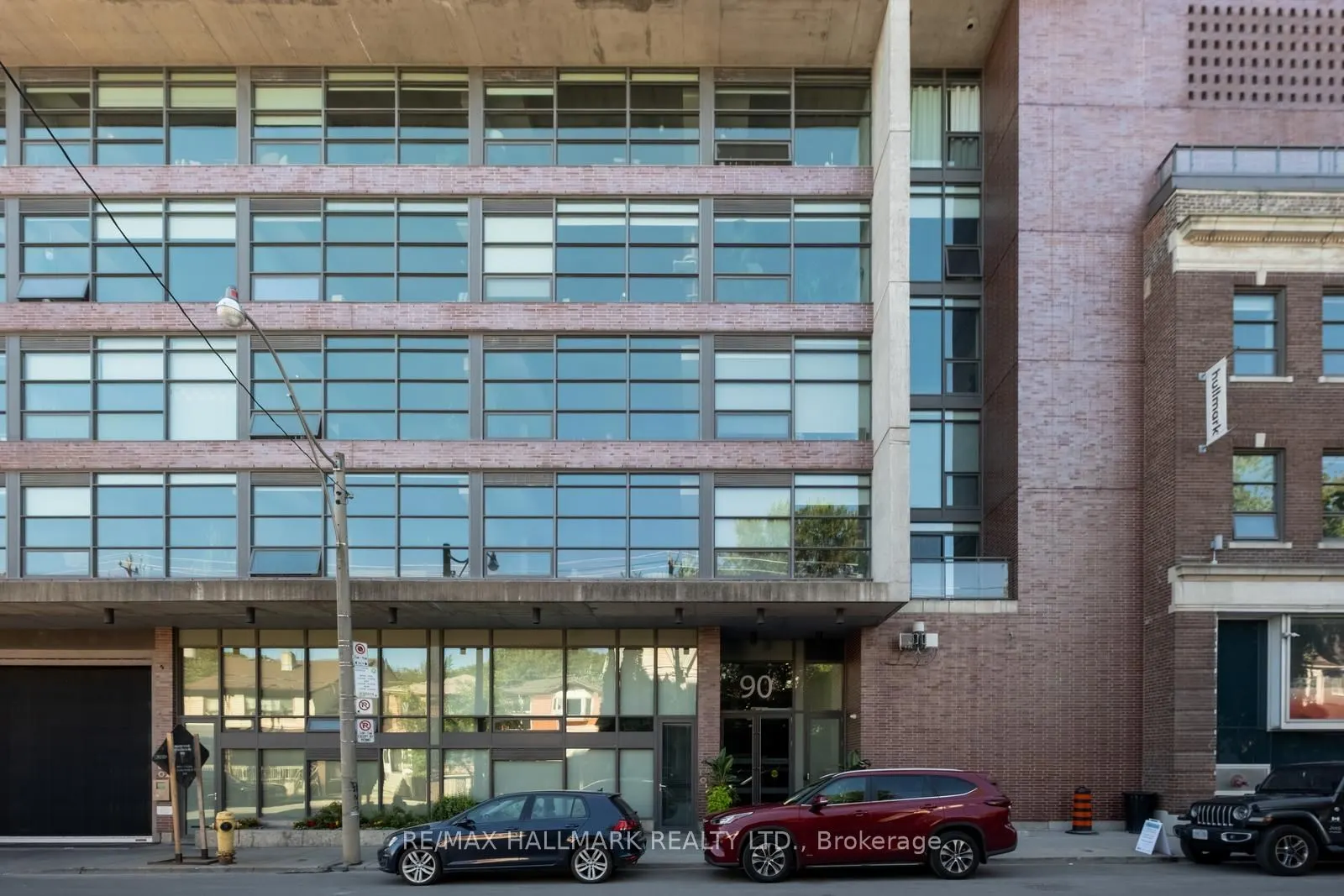 90 Broadview Avenue, #607