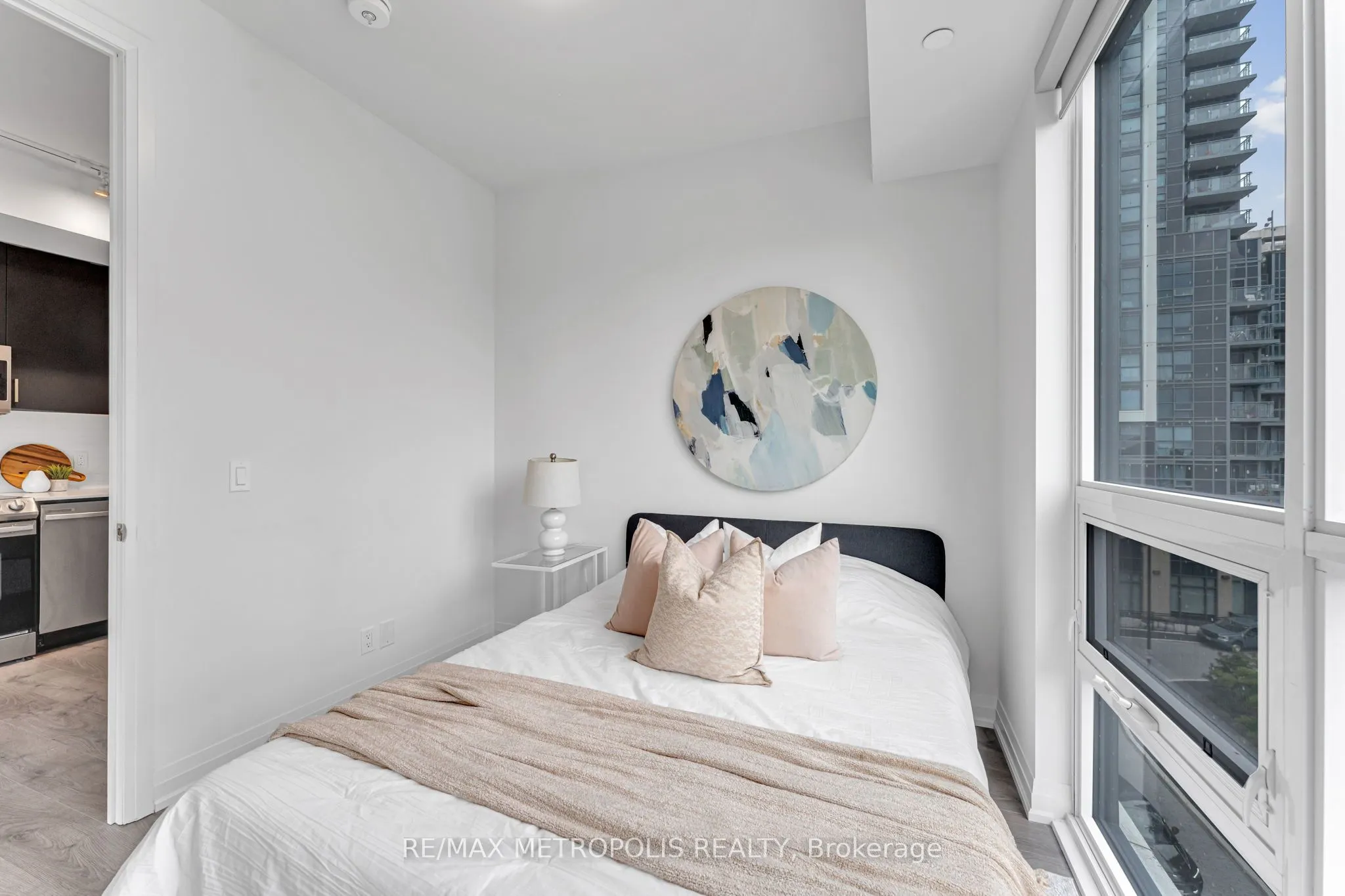10 Meadowglen Place, #403