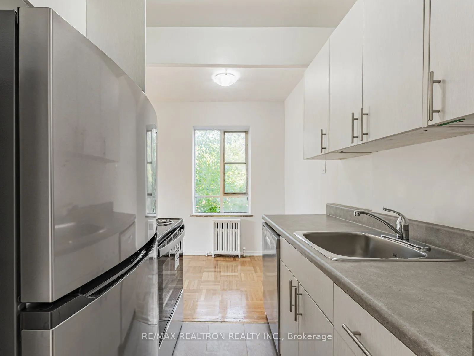 156 Kingston Road, #304