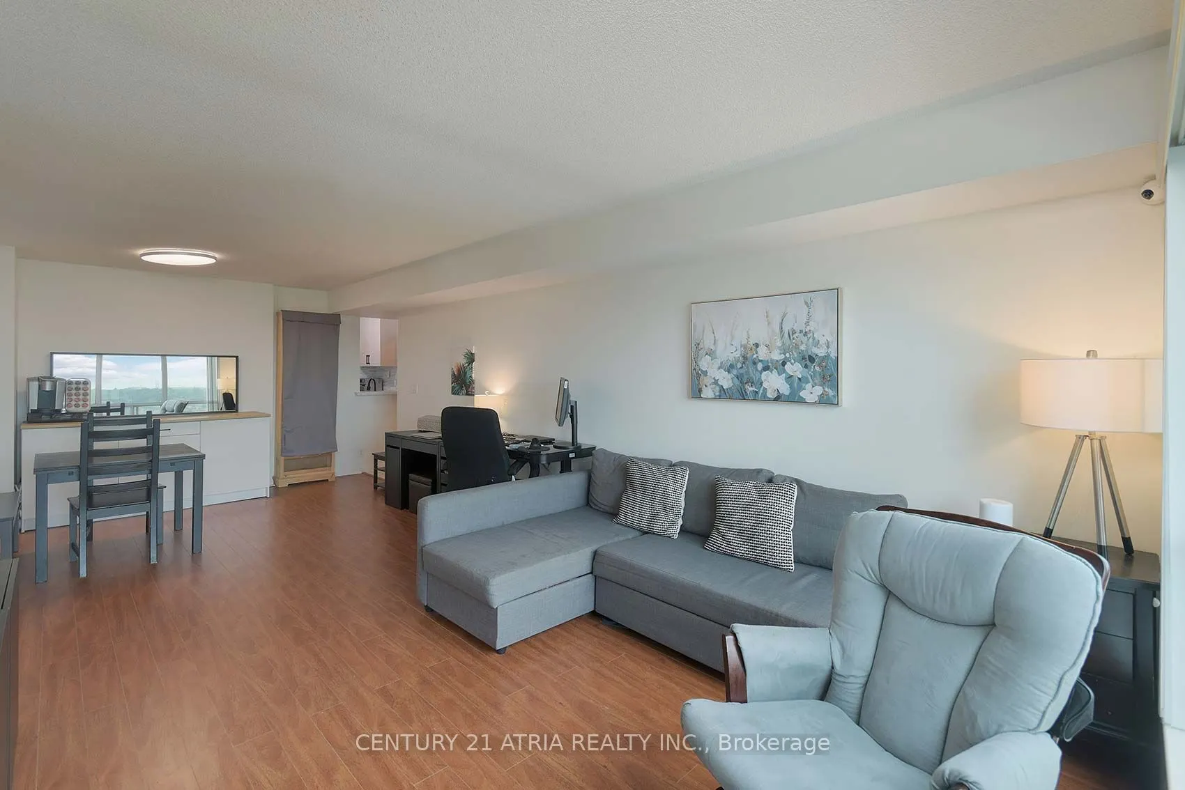 8 Lee Centre Drive, #710