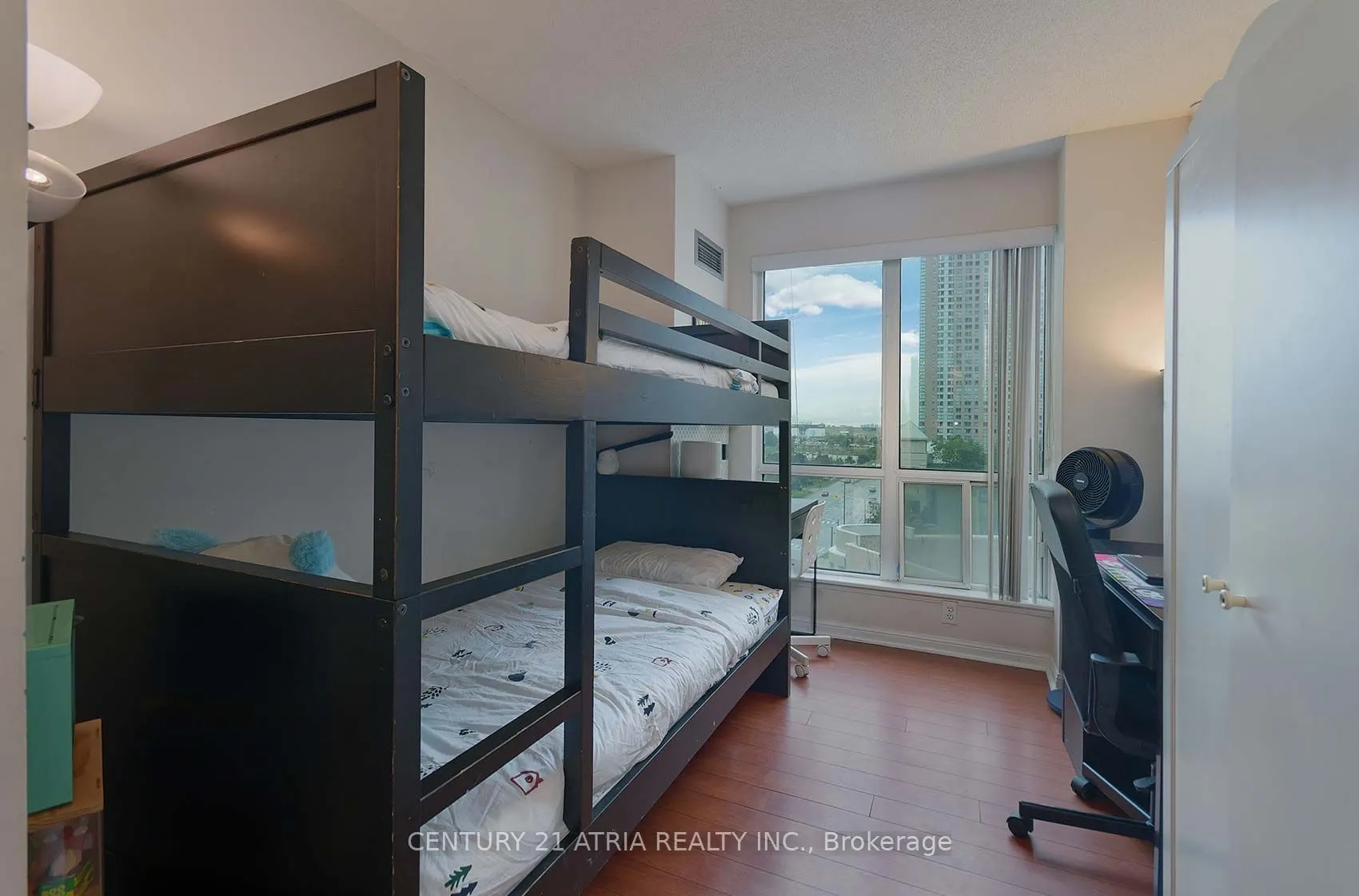 8 Lee Centre Drive, #710