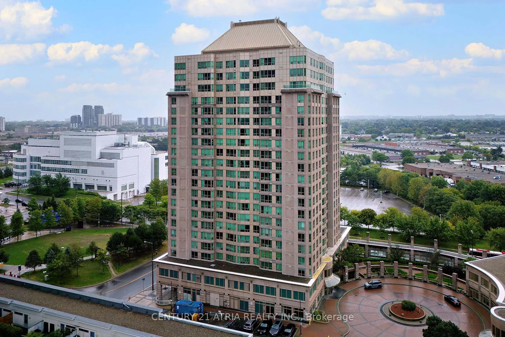 8 Lee Centre Drive, #710