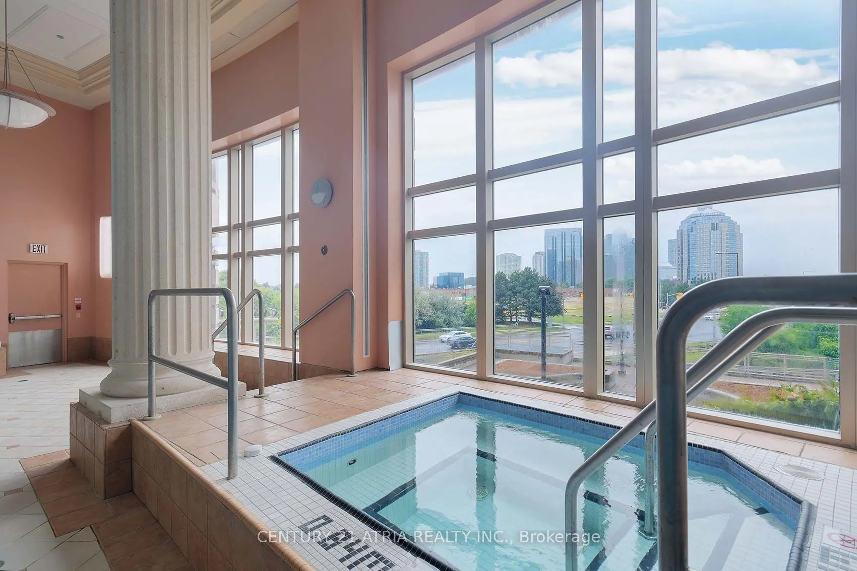 8 Lee Centre Drive, #710